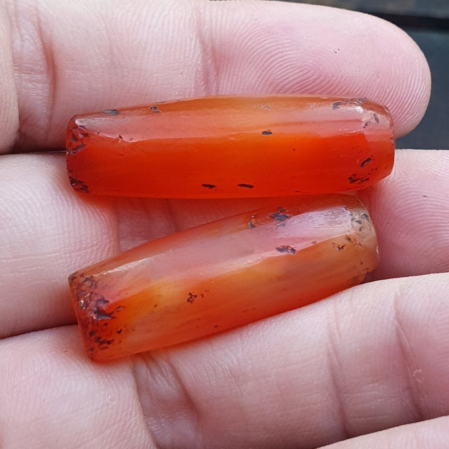 Lot 2 antike rote Achat-Himalaya-tibetische afrikanische Achat-Karneolperlen 