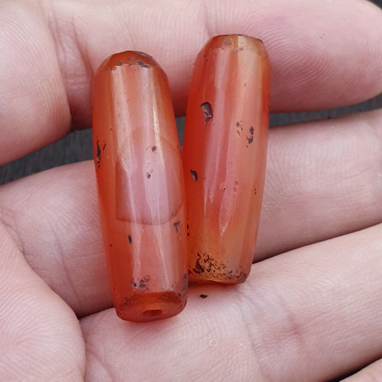 Lot 2 antike rote Achat-Himalaya-tibetische afrikanische Achat-Karneolperlen 