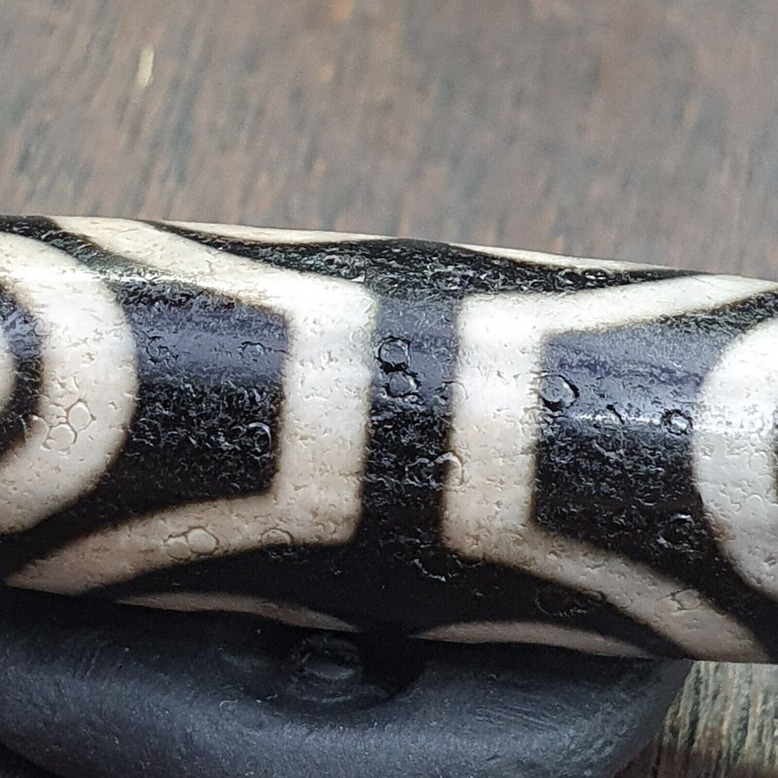 6 Eyes Amazing Pattern Antique Black Agate Tibetan Agate stone Dzi  Bead Amulet