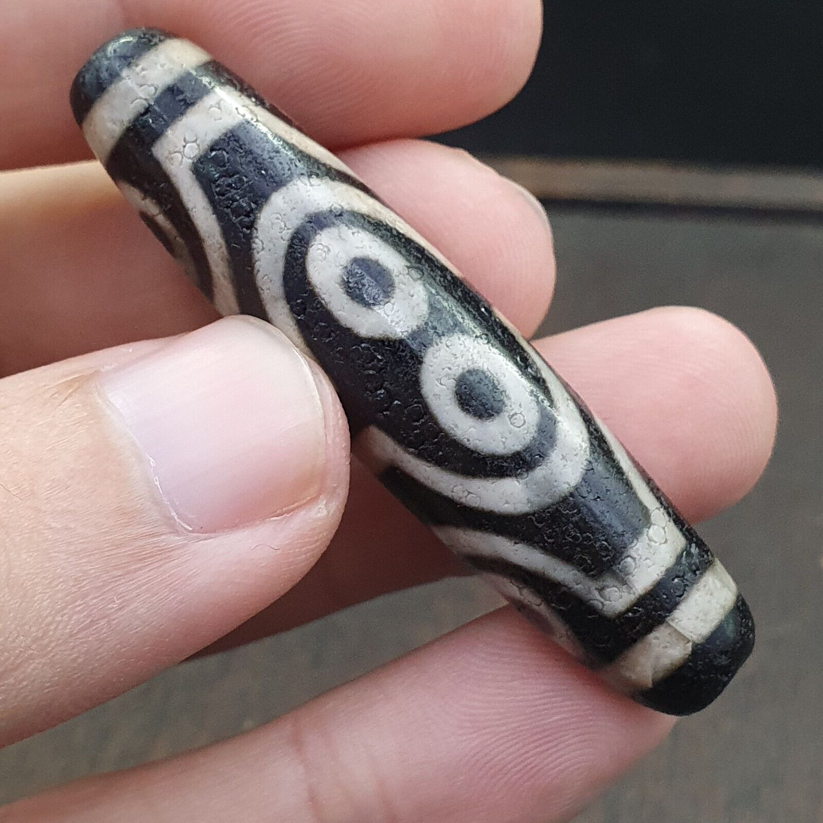 6 Eyes Amazing Pattern Antique Black Agate Tibetan Agate stone Dzi  Bead Amulet