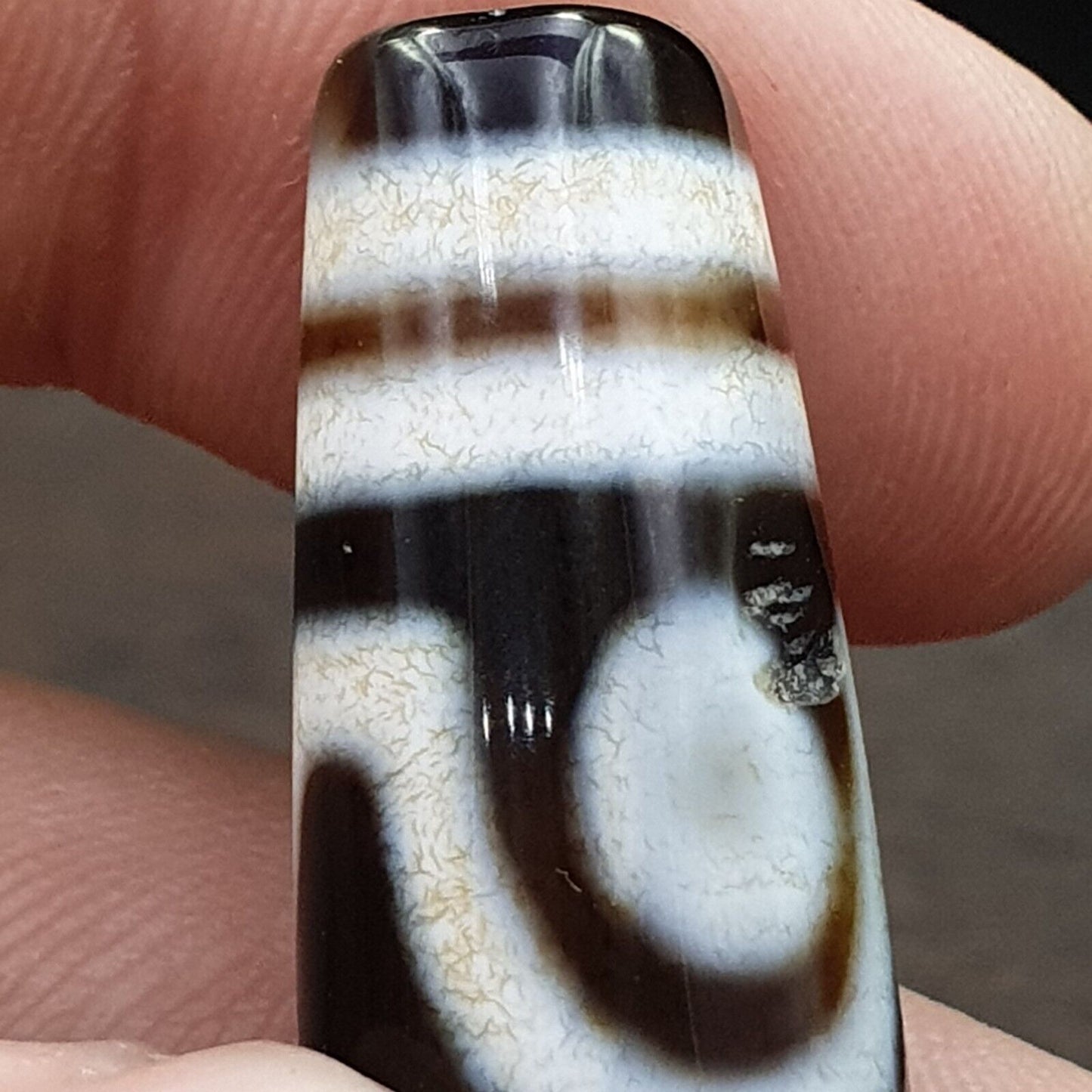 Erstaunliches Muster 6 Augen Achat Tibetischer Achatstein Dzi Perlenamulett