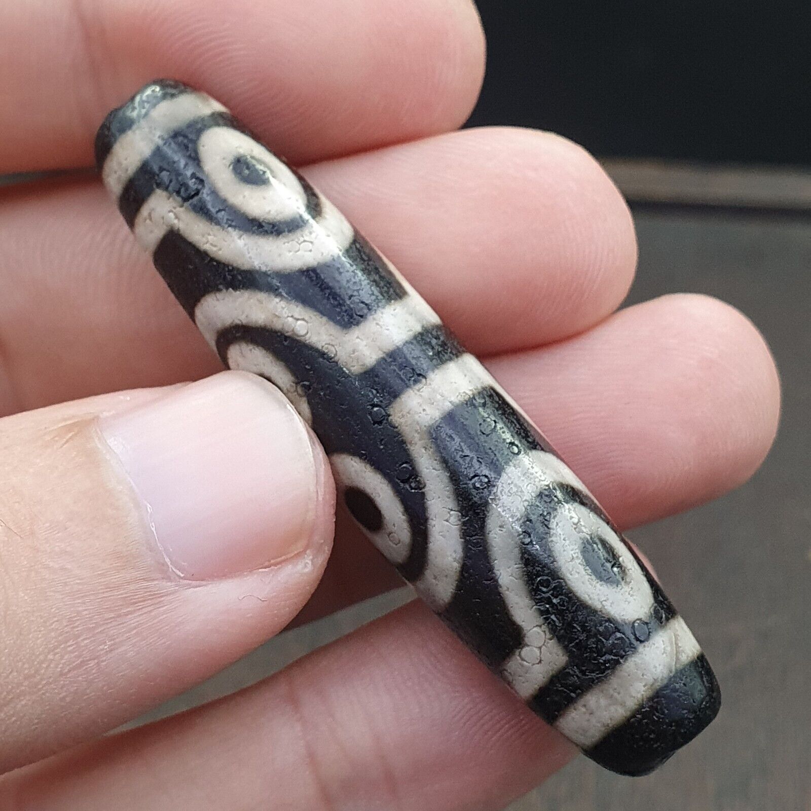 6 Eyes Amazing Pattern Antique Black Agate Tibetan Agate stone Dzi  Bead Amulet