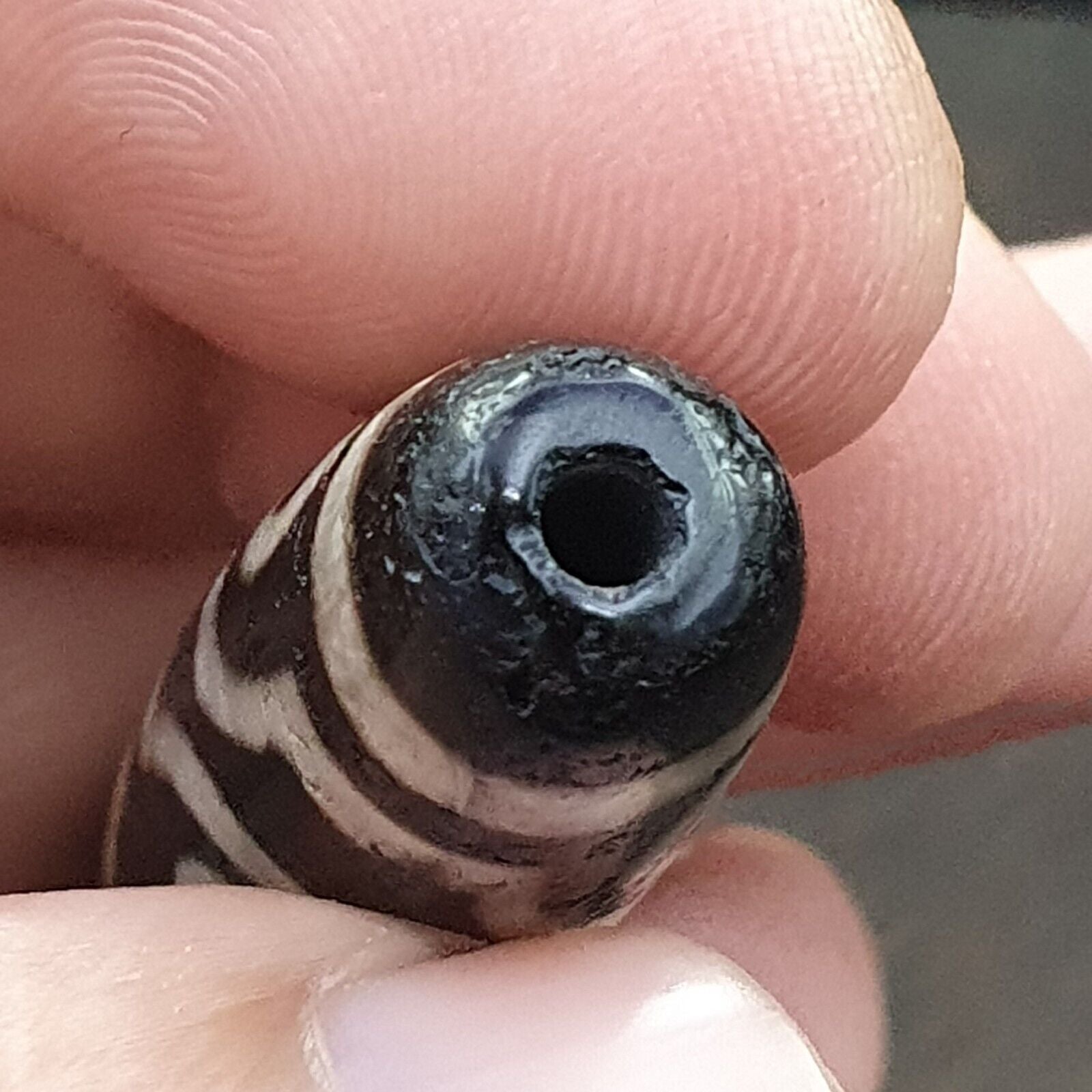6 Eyes Amazing Pattern Antique Black Agate Tibetan Agate stone Dzi  Bead Amulet