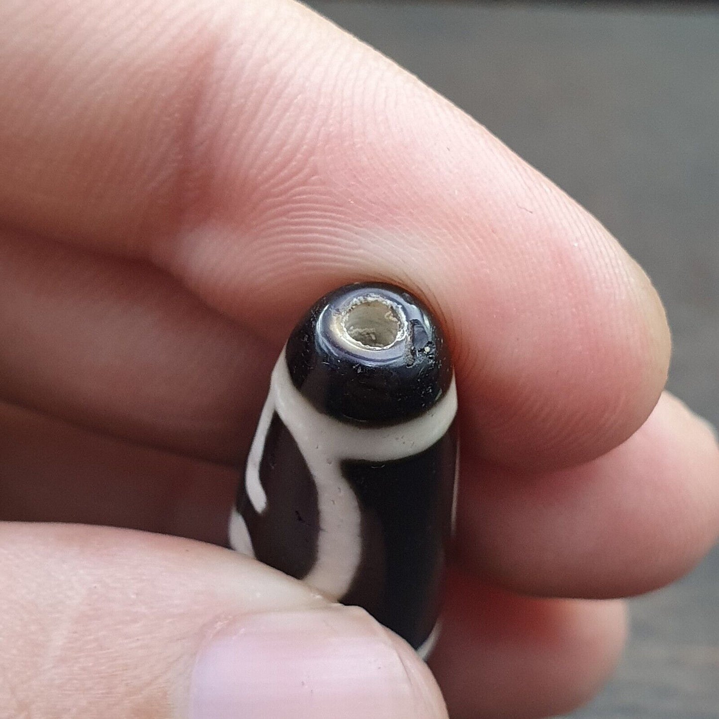 Einzigartiges, seltenes Muster aus tibetischem Achat, 6 Augen, Achatstein, Dzi-Perlen-Amulett