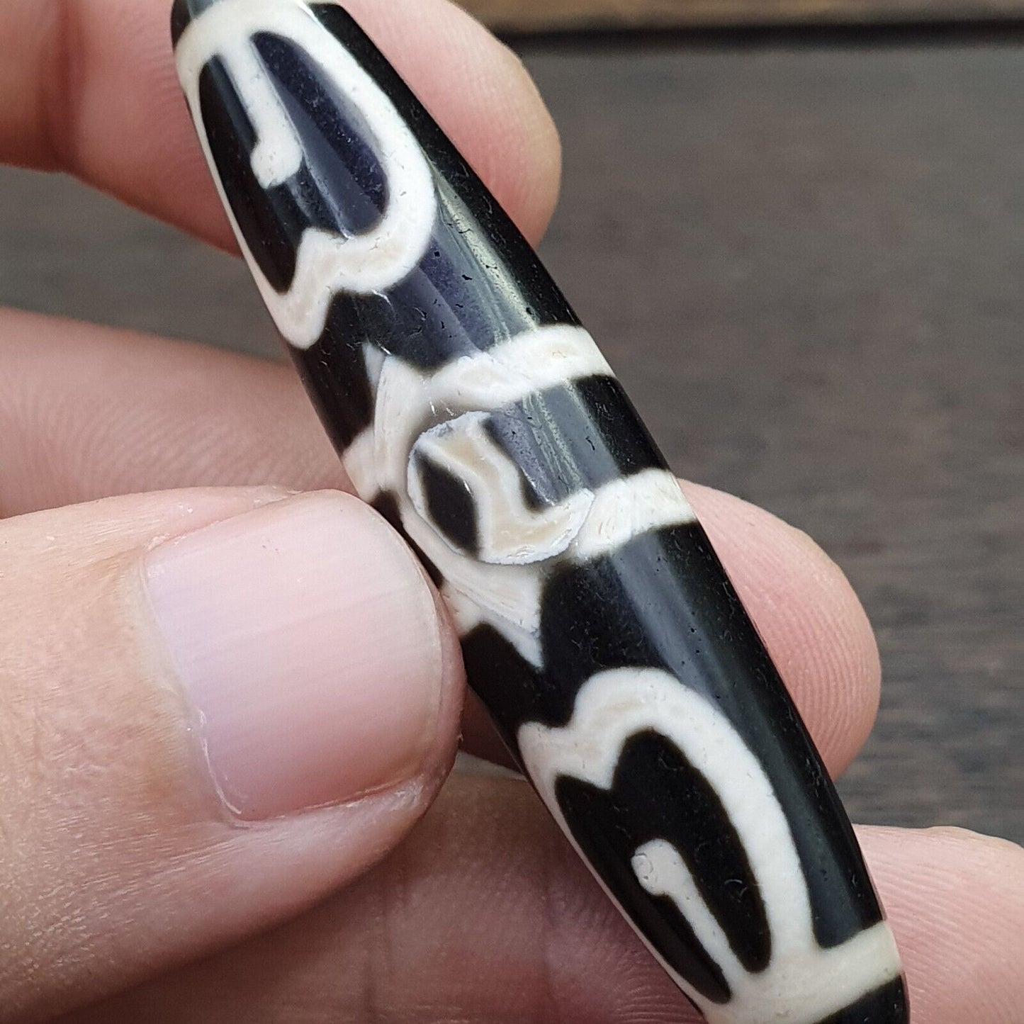 Einzigartiges, seltenes Muster aus tibetischem Achat, 6 Augen, Achatstein, Dzi-Perlen-Amulett