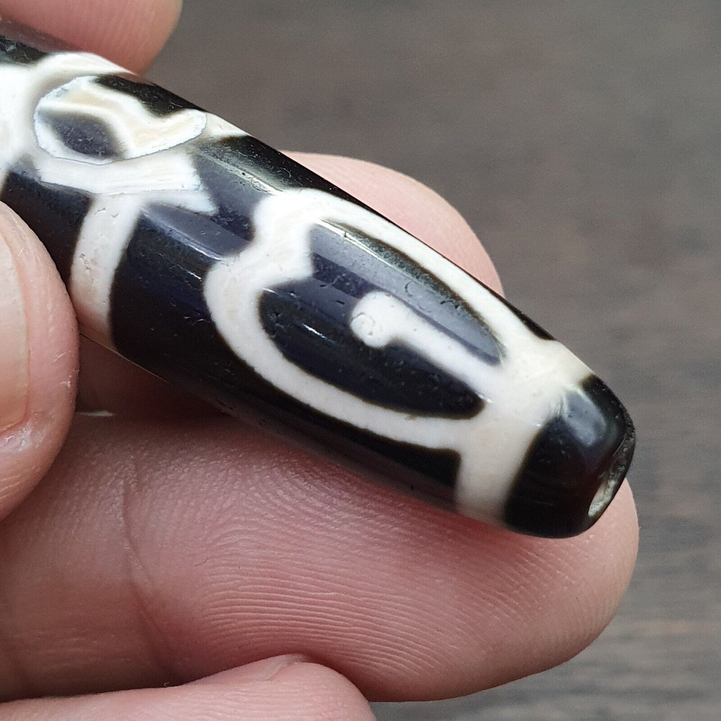Einzigartiges, seltenes Muster aus tibetischem Achat, 6 Augen, Achatstein, Dzi-Perlen-Amulett
