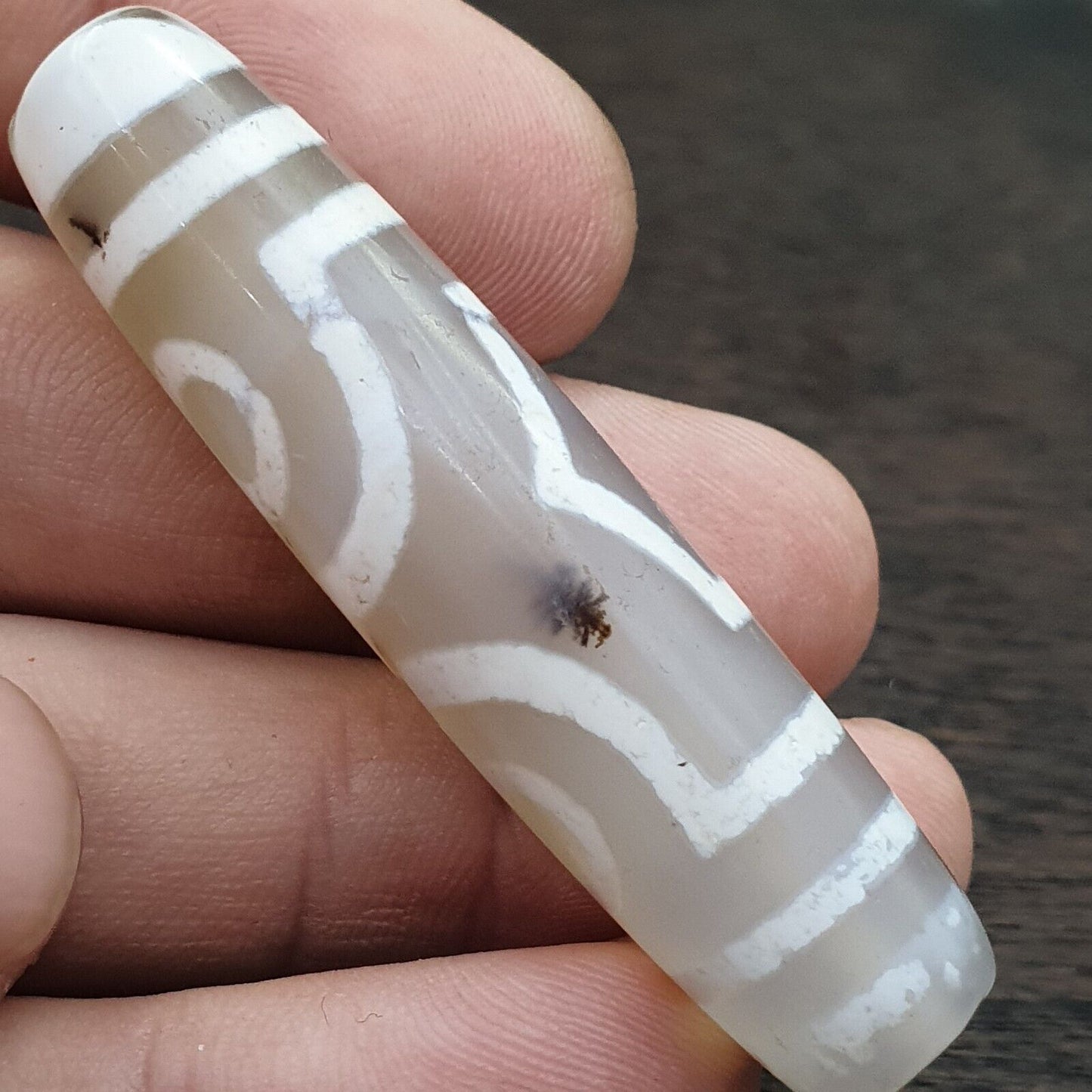 Erstaunliches Muster, 2 Augen, grauer Achat, tibetischer Achatstein, Dzi-Perlenamulett