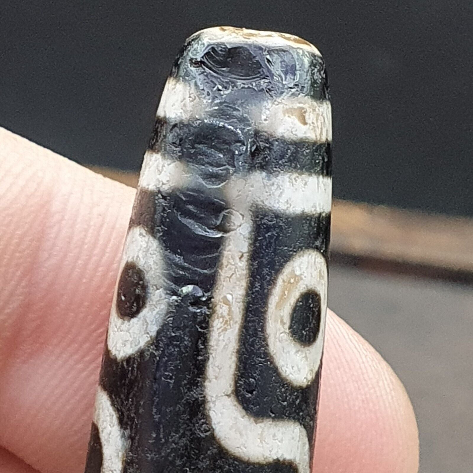 Rare Agate Old Indo Tibetan Agate 9 Falling Eyes Agate stone Dzi  Bead Amulet