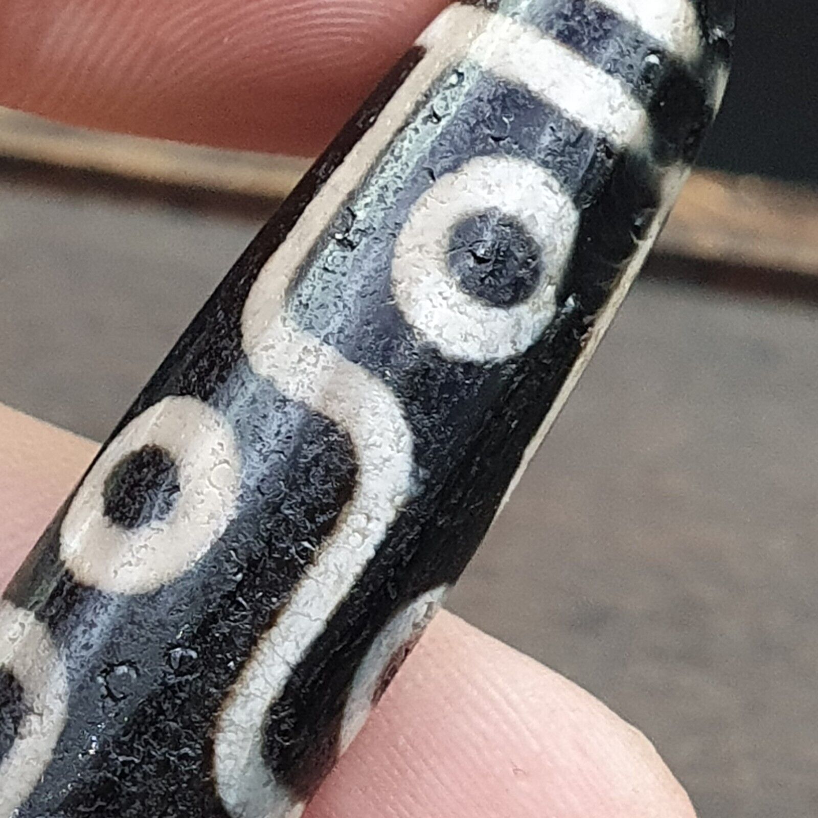 Rare Agate Old Indo Tibetan Agate 9 Falling Eyes Agate stone Dzi  Bead Amulet