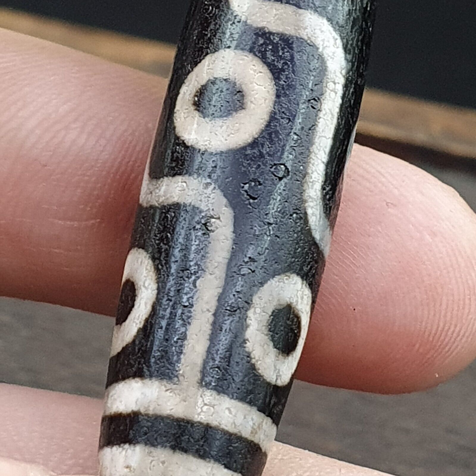 Rare Agate Old Indo Tibetan Agate 9 Falling Eyes Agate stone Dzi  Bead Amulet