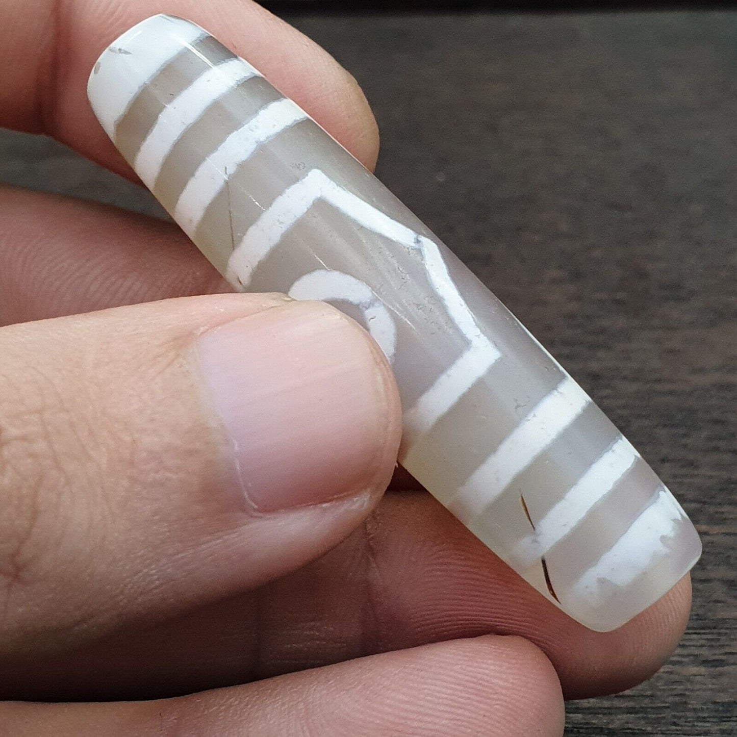 Erstaunliches Muster, 2 Augen, grauer Achat, tibetischer Achatstein, Dzi-Perlenamulett