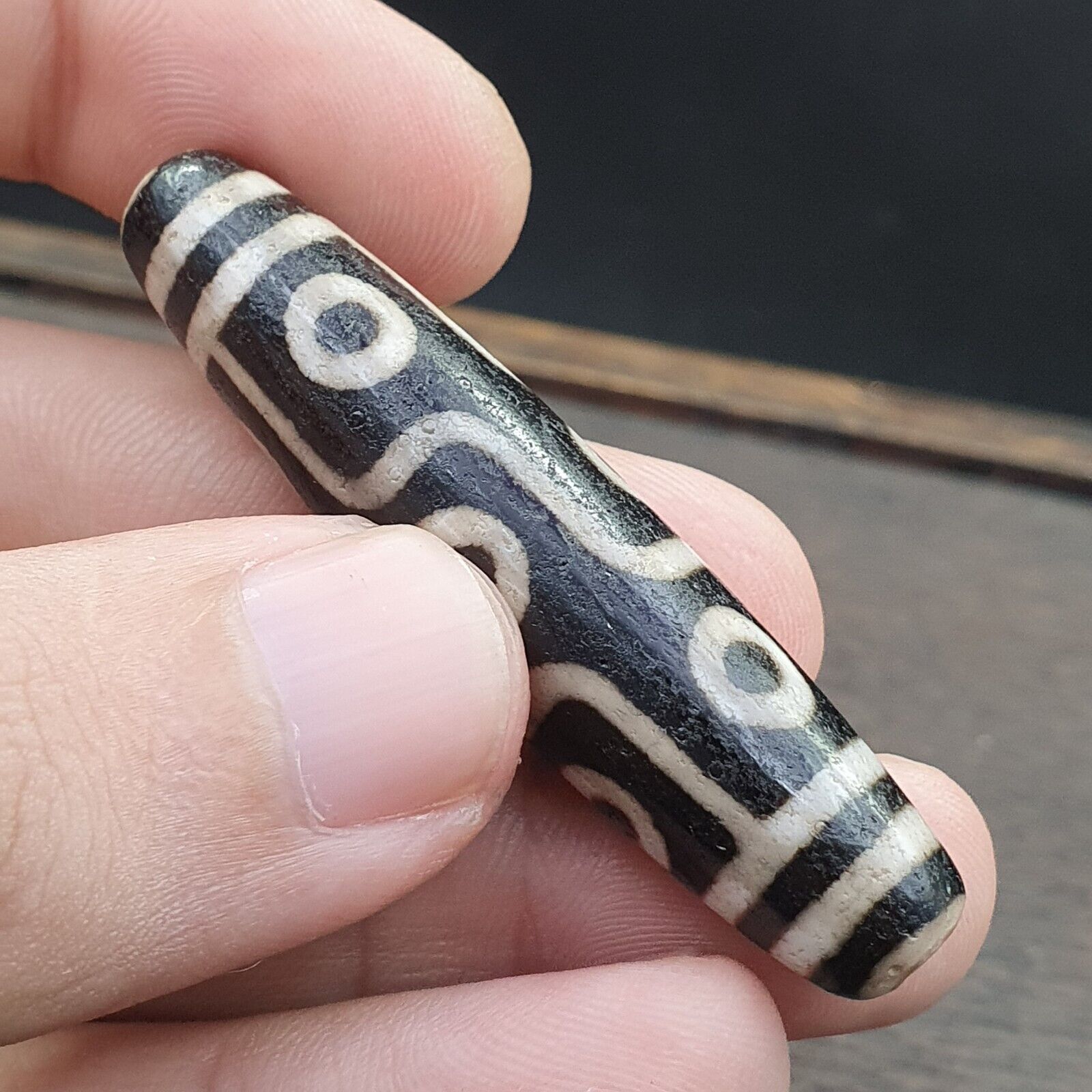 Rare Agate Old Indo Tibetan Agate 9 Falling Eyes Agate stone Dzi  Bead Amulet