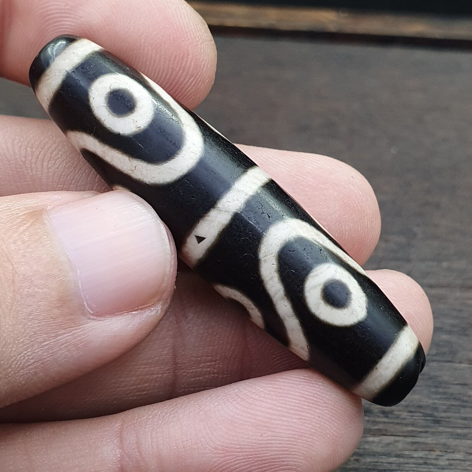 OLD Agate Himalayan Tibetan Agate 8 Eyes Agate stone Dzi  Bead Amulet