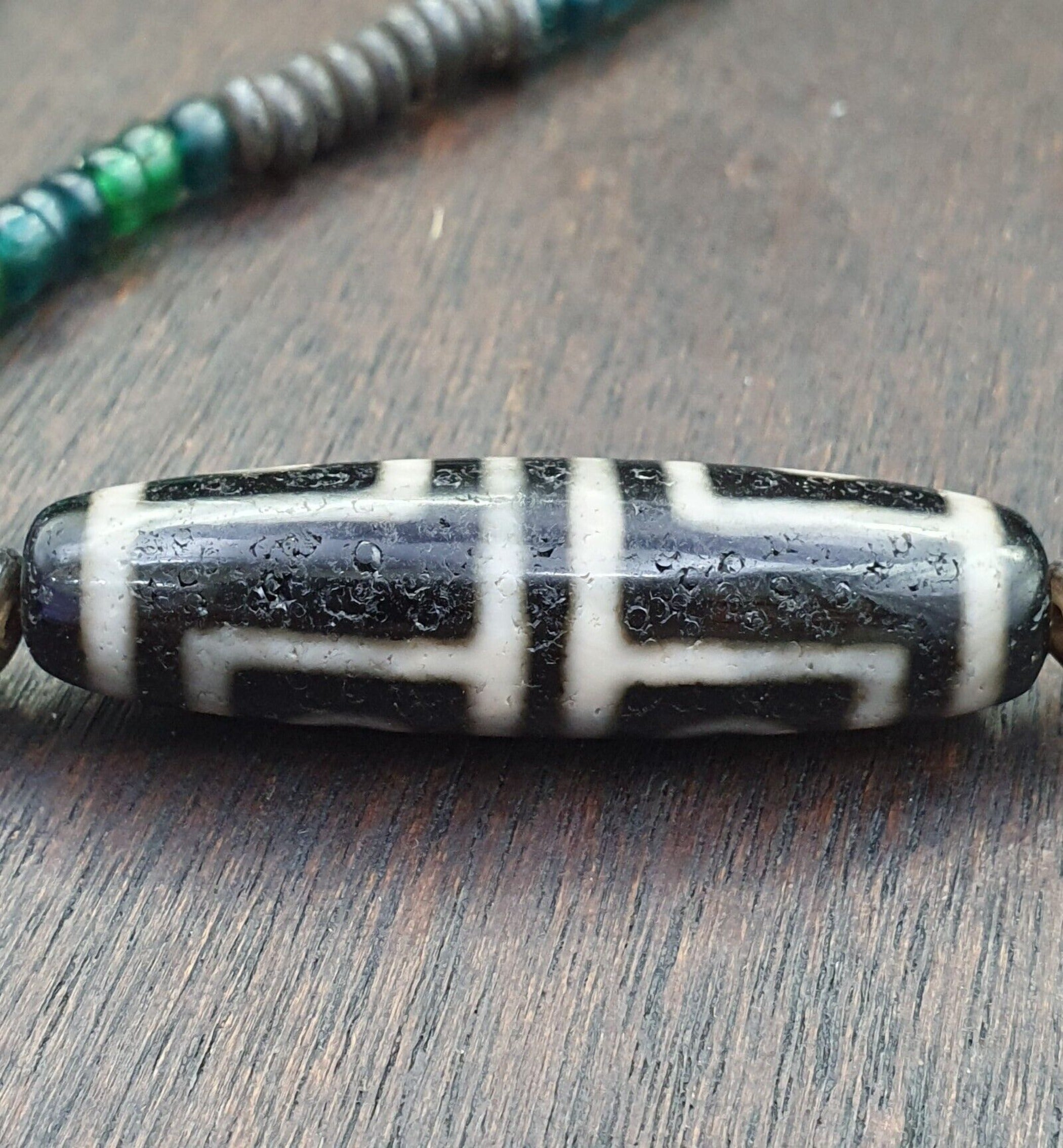 4 Eyes Pattern Antique Black Tibetan Agate Dzi  Bead Amulet Necklace