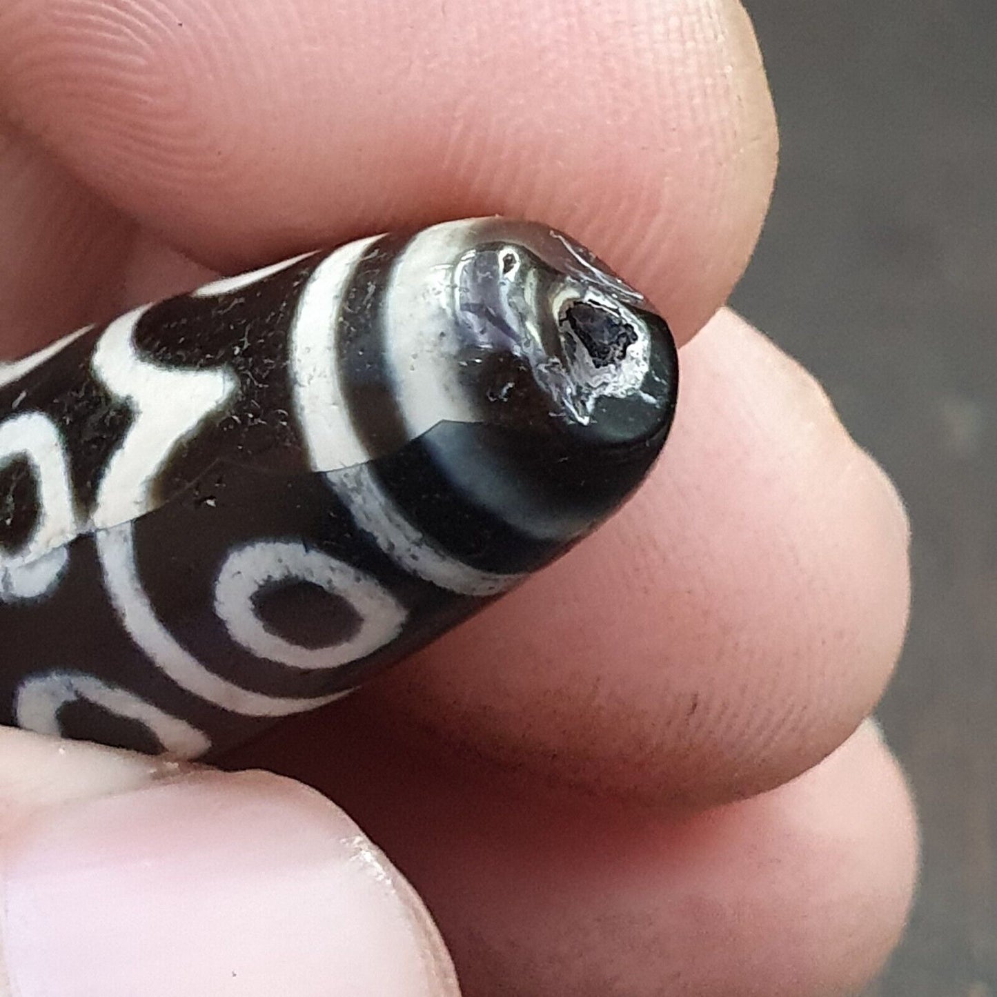 西藏24眼天珠老佛牌純稀有圖案西藏24眼天珠吊墜
