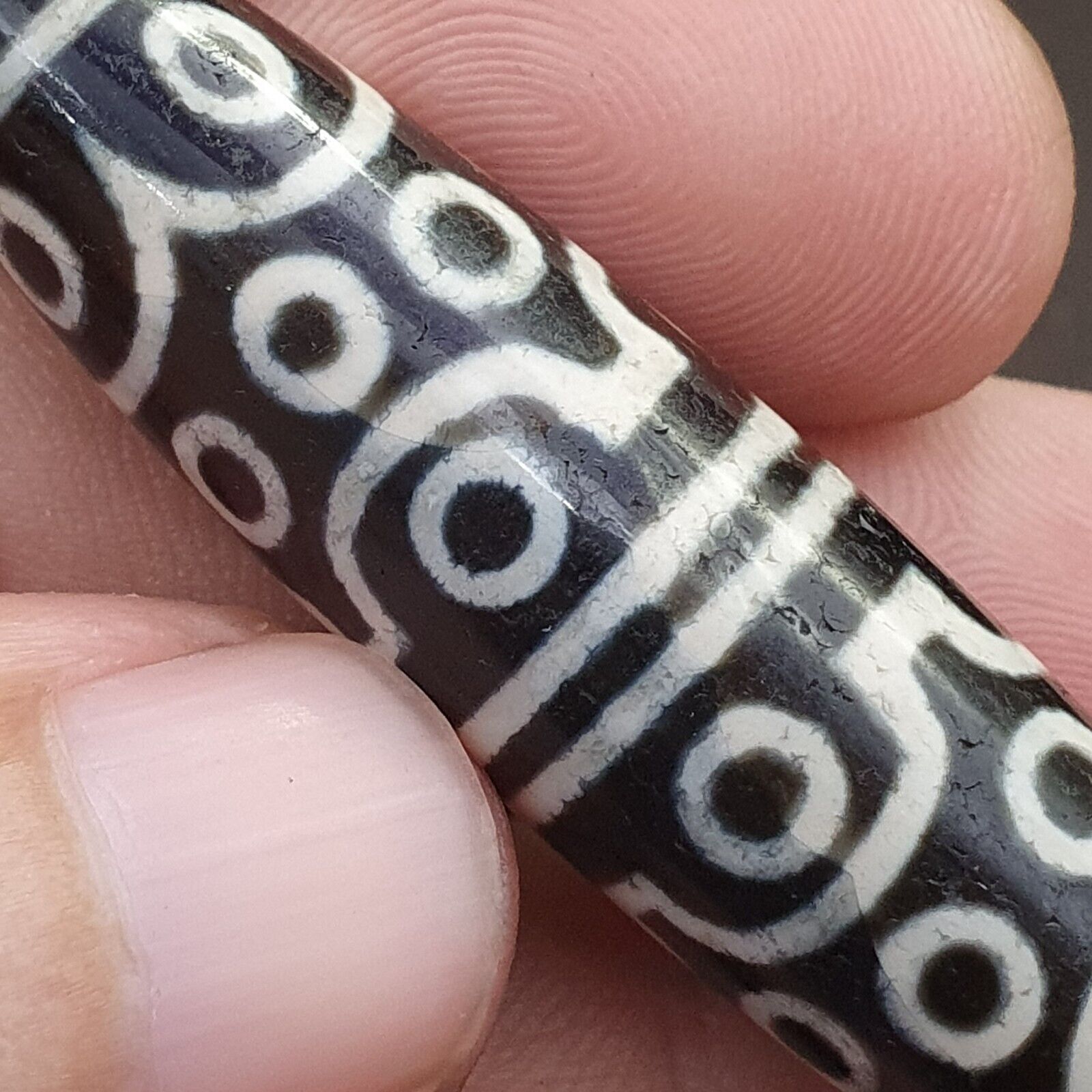 Tibetan 24 eyes dzi bead old amulet pure rare Pattern Tibet 24 eyed gzi pendant