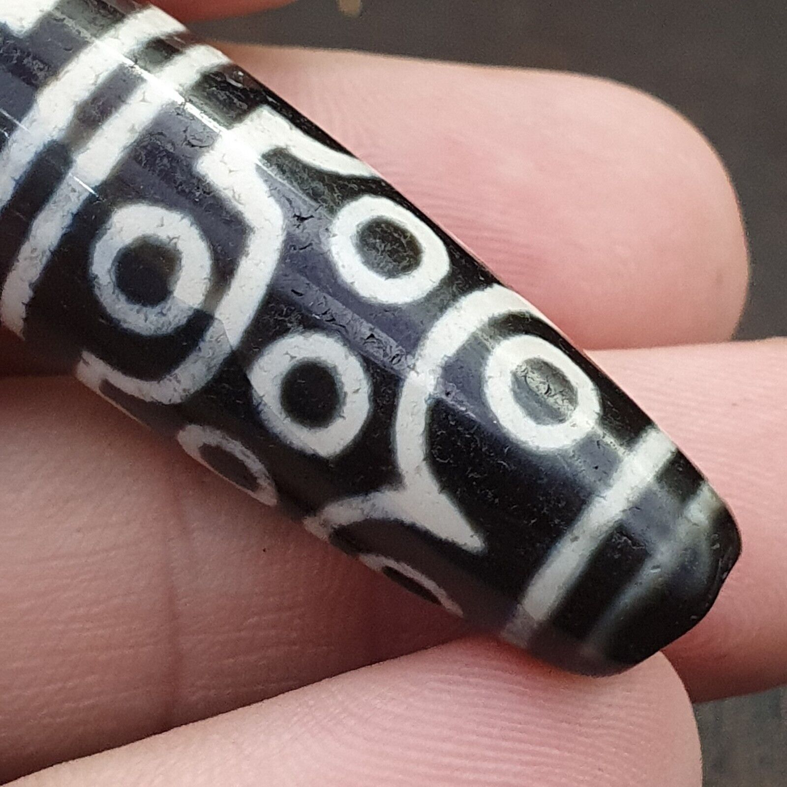 Tibetan 24 eyes dzi bead old amulet pure rare Pattern Tibet 24 eyed gzi pendant