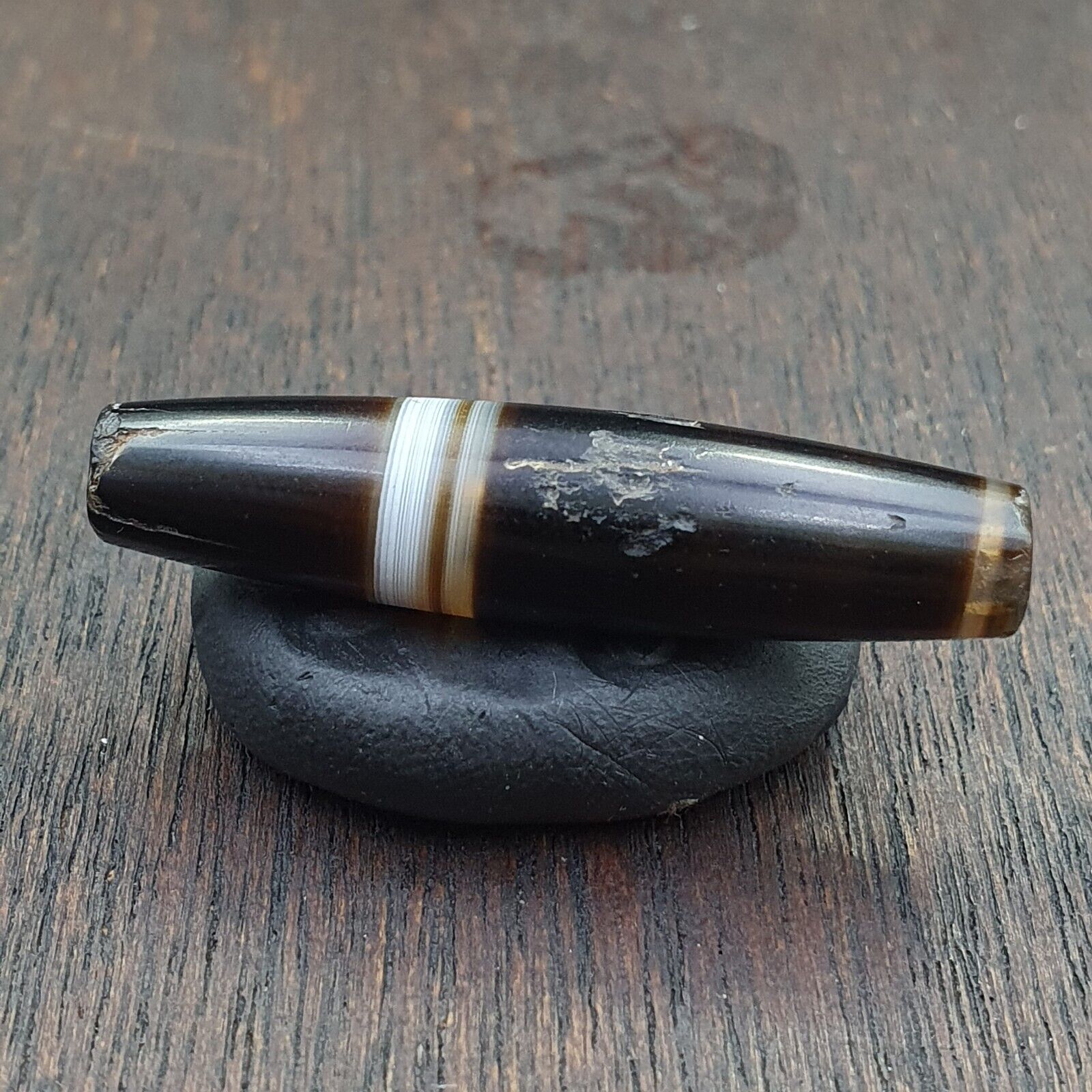 Antique Old Yemeni Agate Natural Rare pattern Banded Agate Bead  BD-j-22