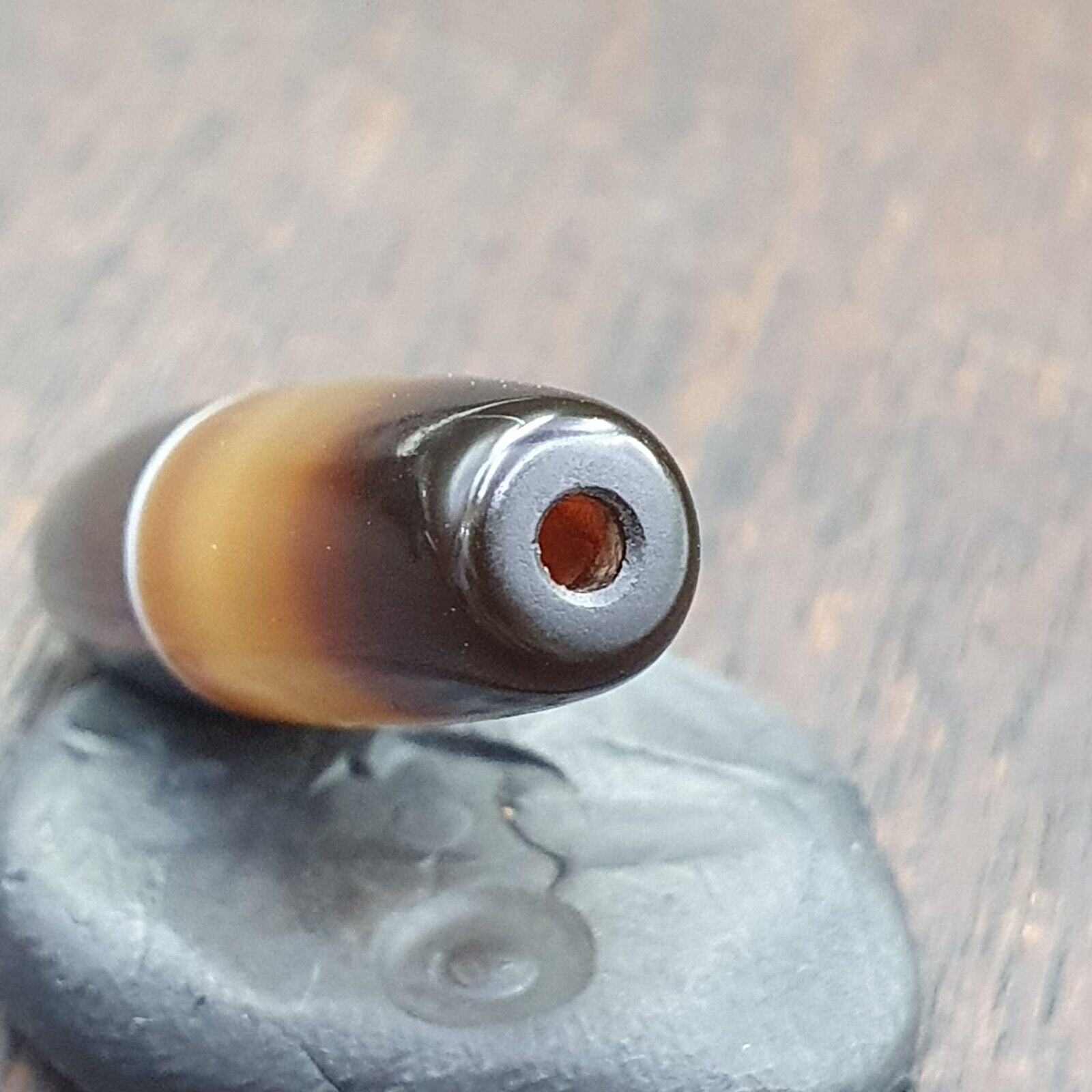 Antique Old Yemeni Agate Natural Rare pattern Banded Agate Bead  BD-j-21
