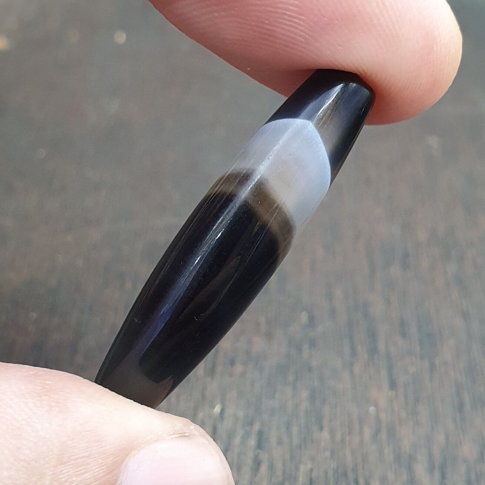 Antique Old Yemeni Agate Natural Rare pattern Banded Agate Bead  BD-j-16