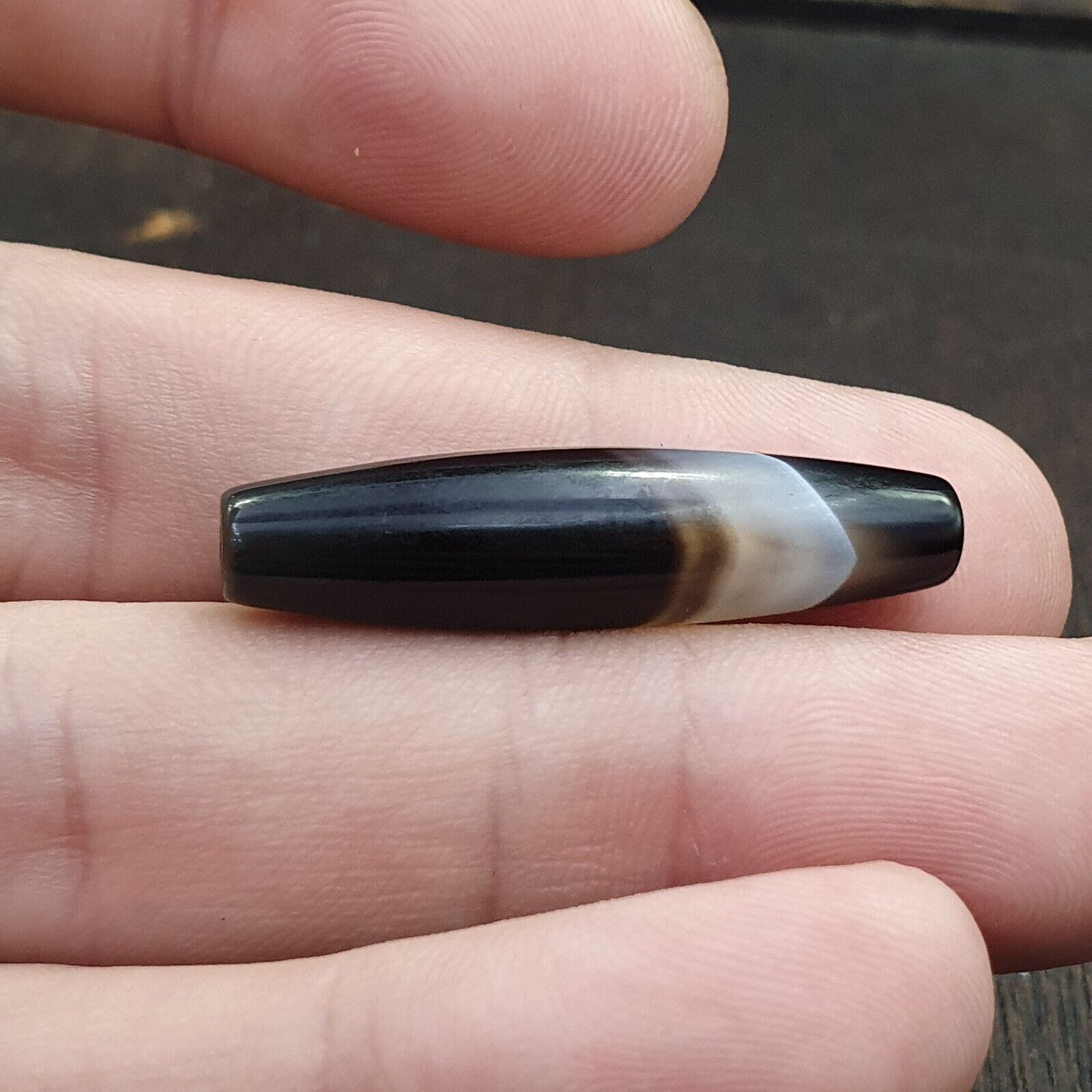 Antique Old Yemeni Agate Natural Rare pattern Banded Agate Bead  BD-j-16