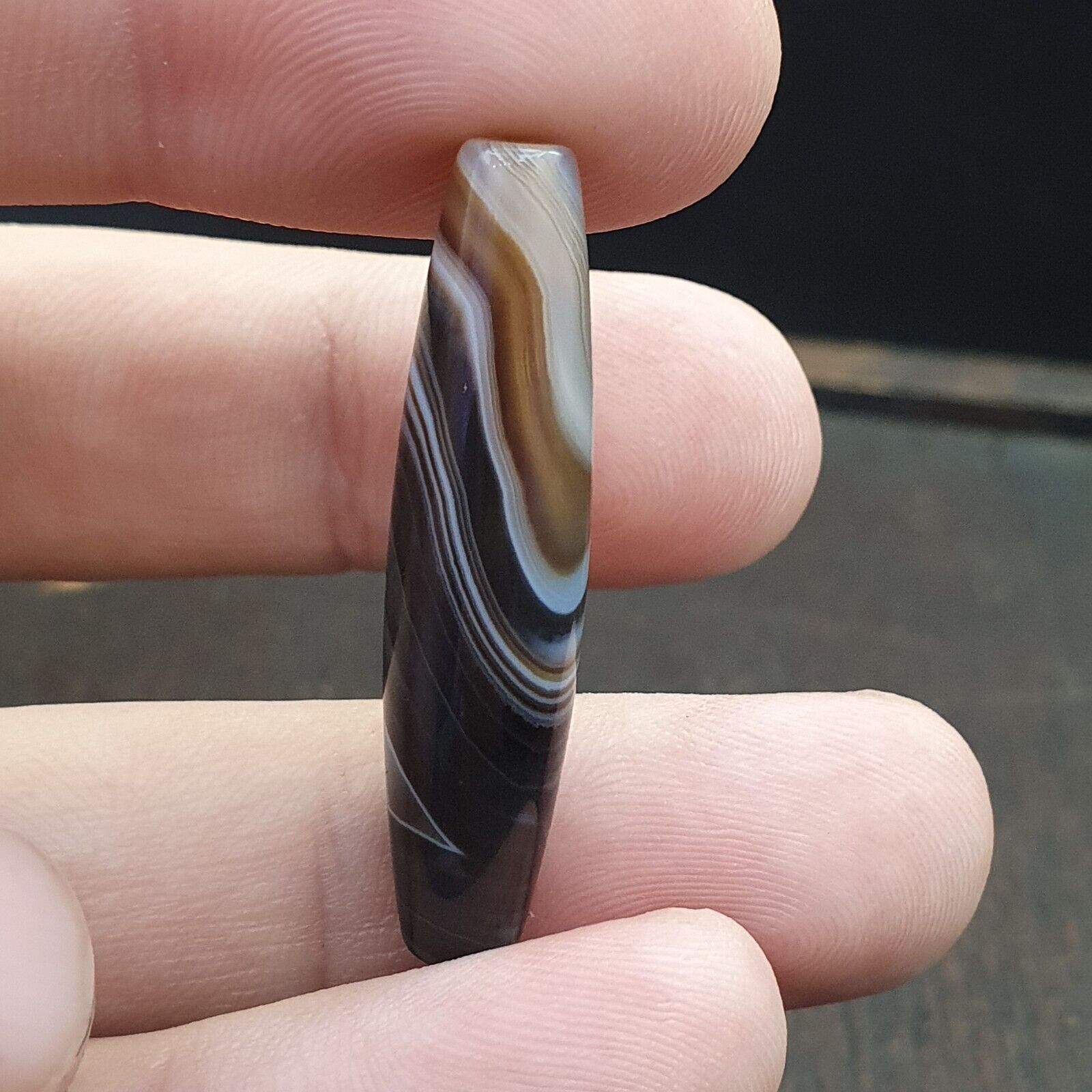 Antique Old Yemeni Agate Natural Rare pattern Banded Agate Bead  BD-j-18
