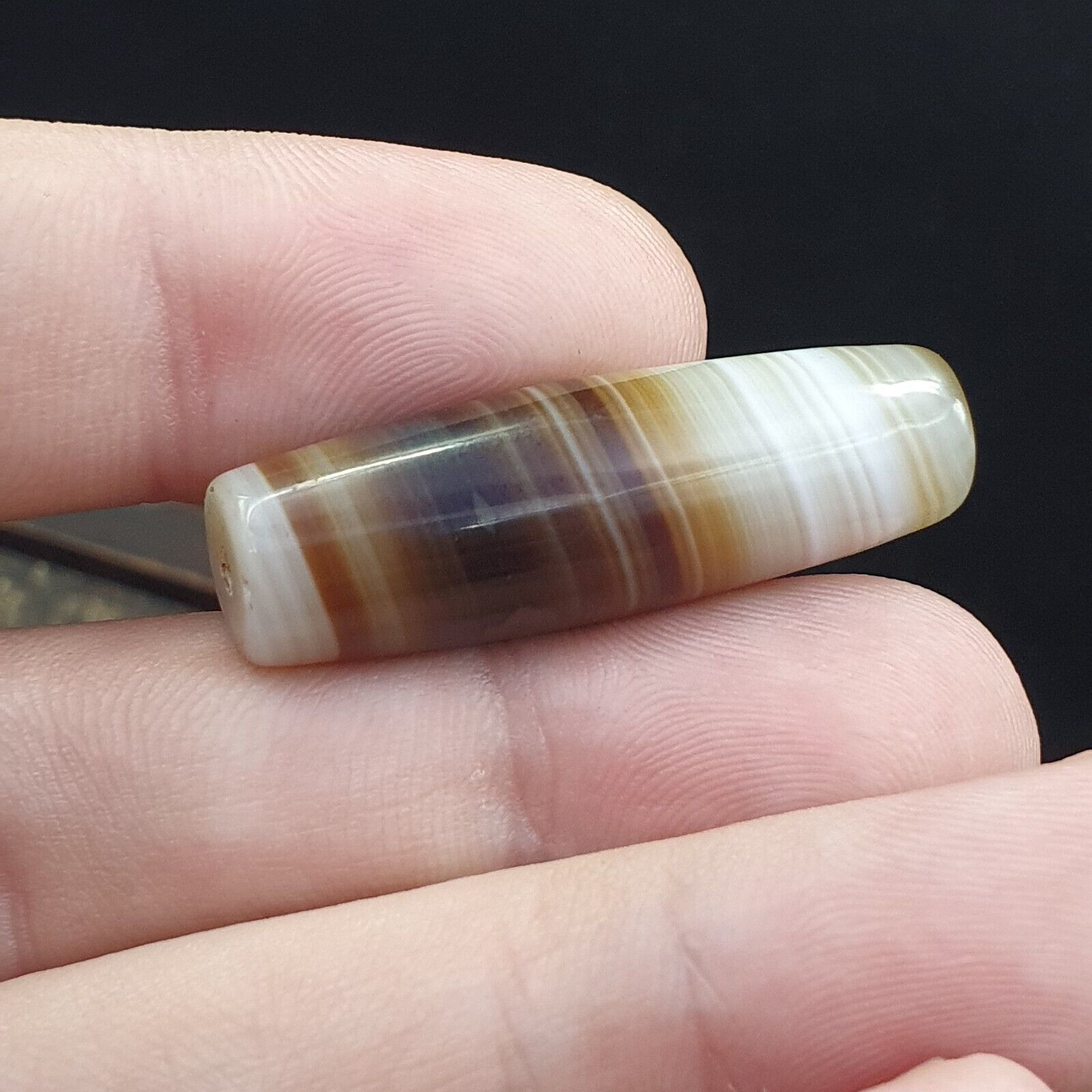 Antique Old Yemeni Agate Natural Rare pattern Banded Agate Bead  BD-j-17