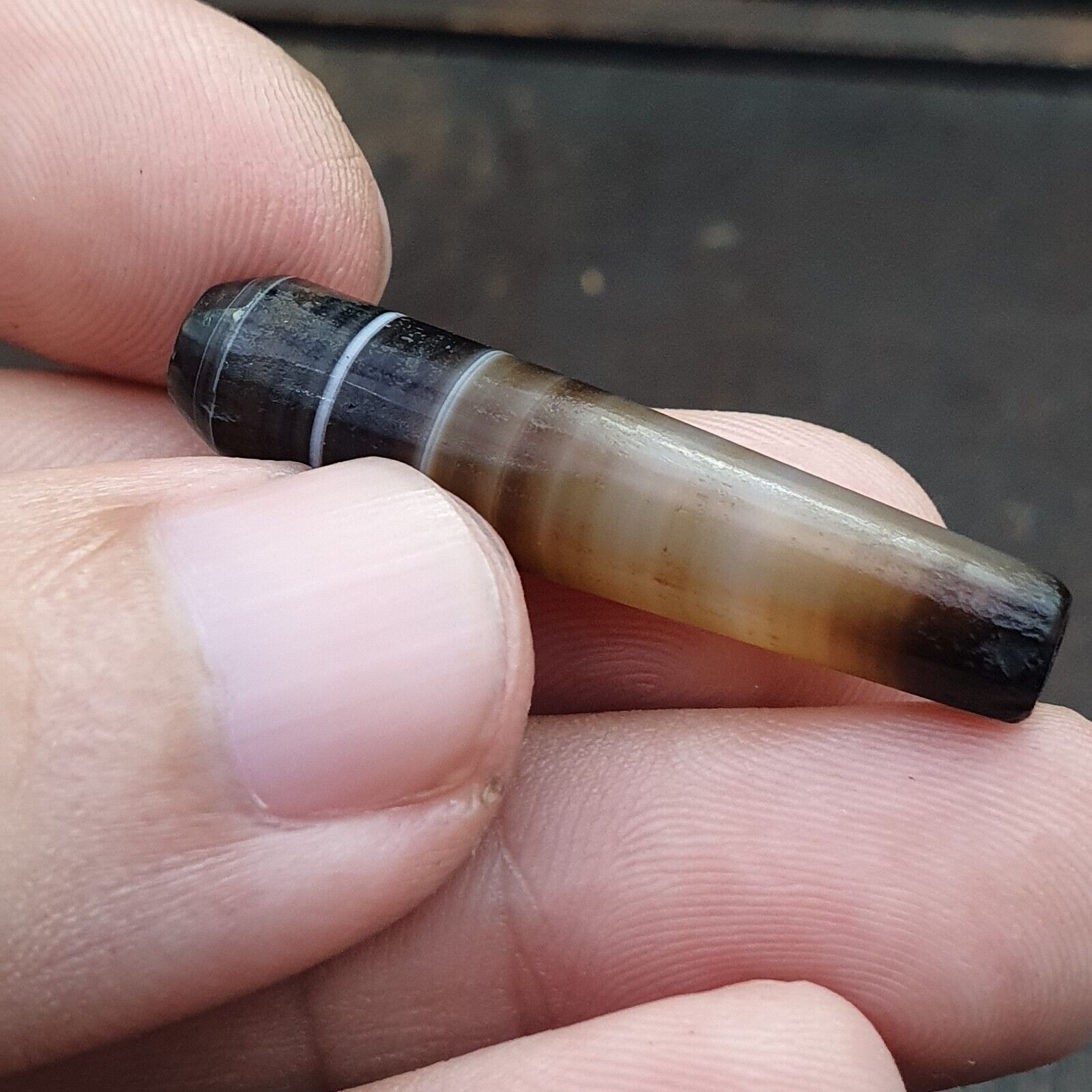 Antique Old Yemeni Agate Natural Rare pattern Banded Agate Bead  BD-j-23