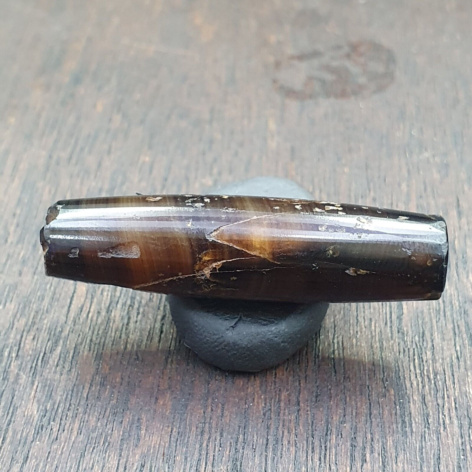 Antique Old Yemeni Agate Natural Rare pattern Banded Agate Bead  BD-j-20