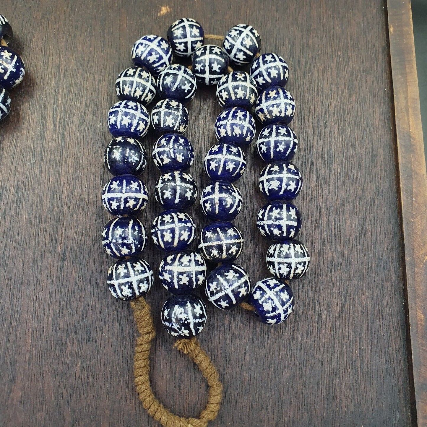 BEAUTIFUL OLD Hand Painted Etched Blue GLASS Vintage ANTIQUE BEADS 17-18mm