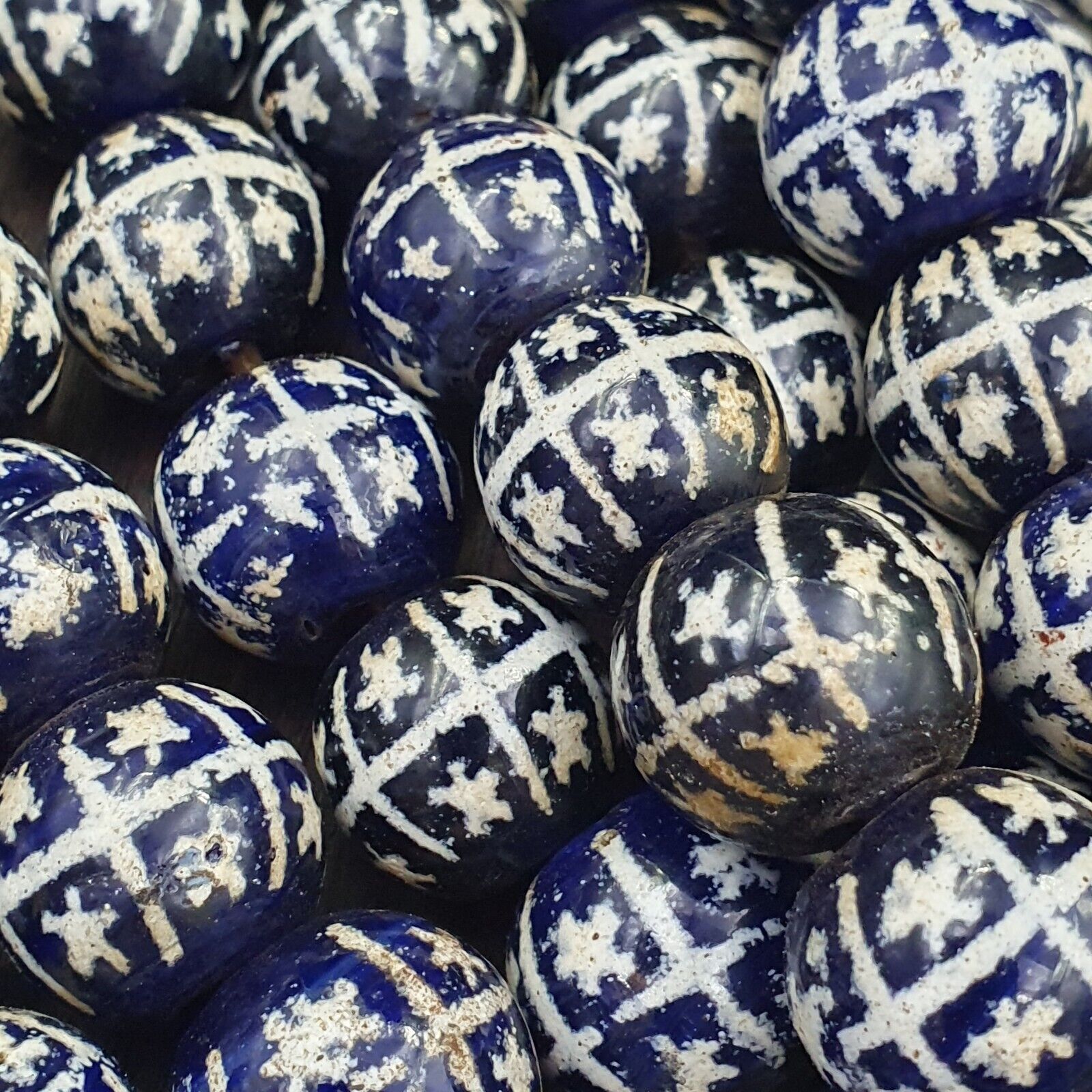 BEAUTIFUL OLD Hand Painted Etched Blue GLASS Vintage ANTIQUE BEADS 17-18mm