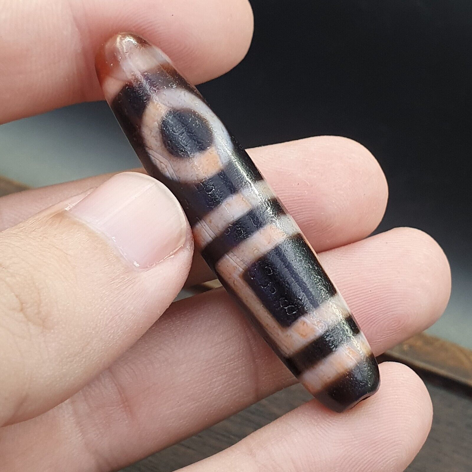 INDO TIBETAN Himalayan 4 Totem Eyes Red Agate bead Amulet Dzi