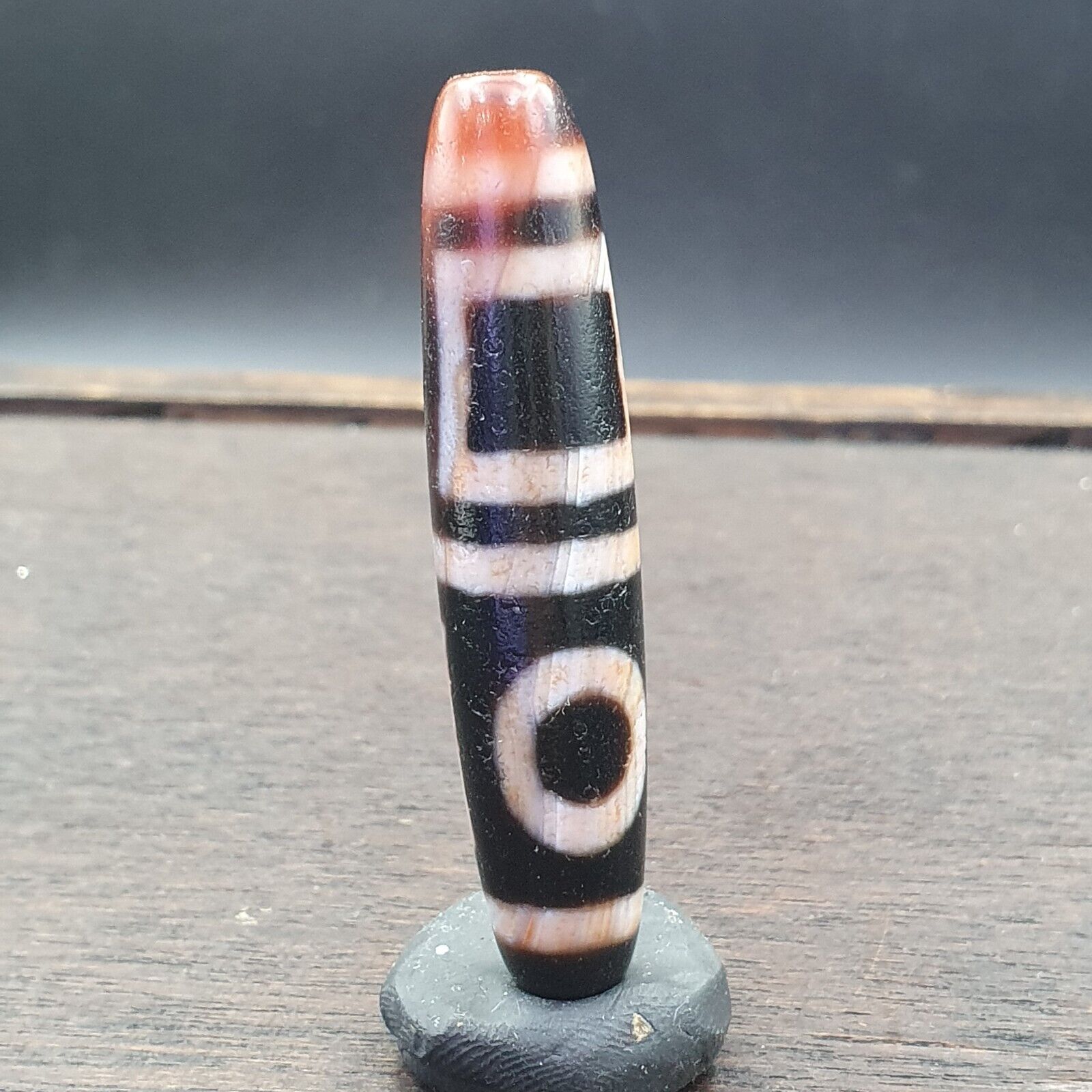 INDO TIBETAN Himalayan 4 Totem Eyes Red Agate bead Amulet Dzi