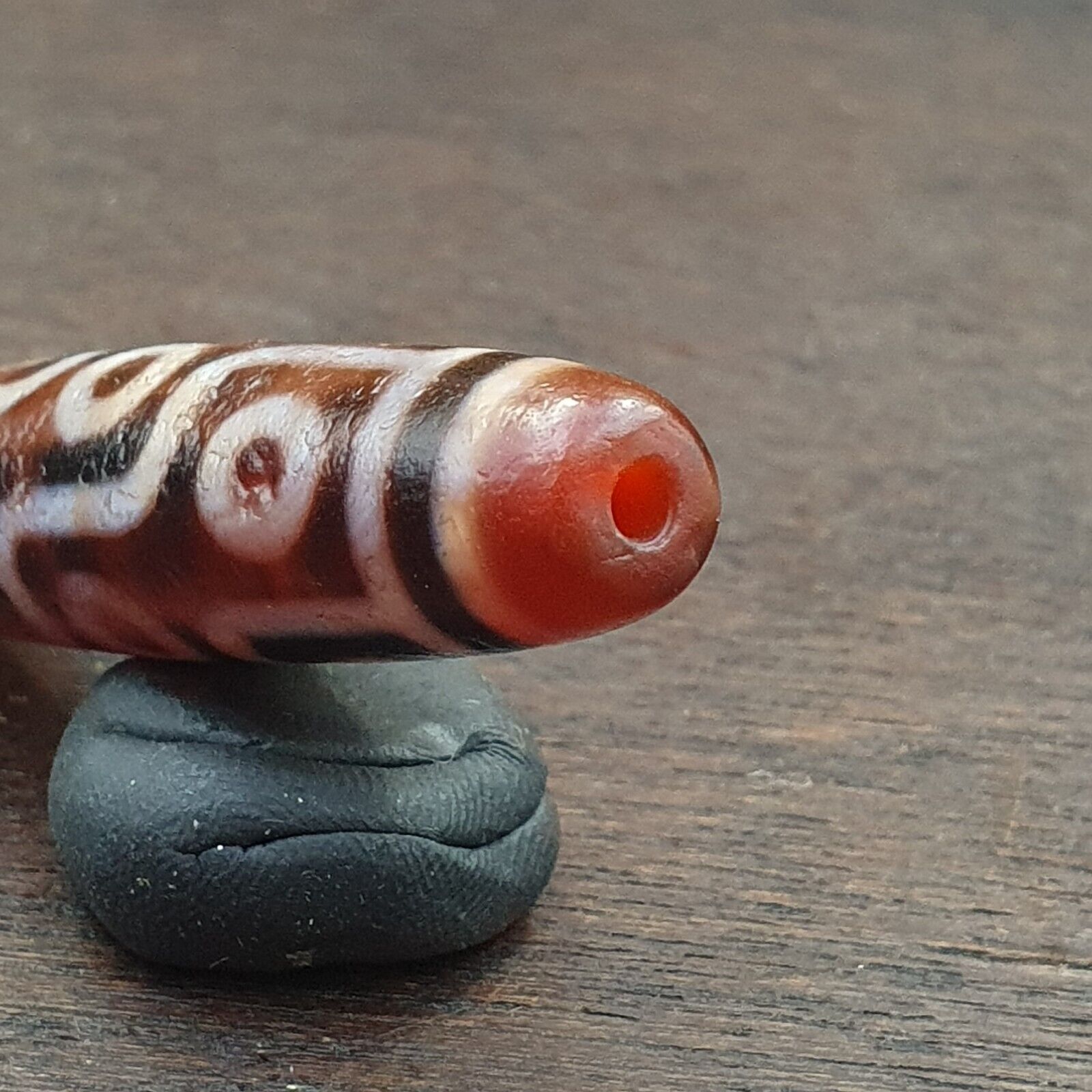 Power Bead INDO TIBETAN Himalayan 9 Totem Eyes Red Agate bead Amulet Dzi
