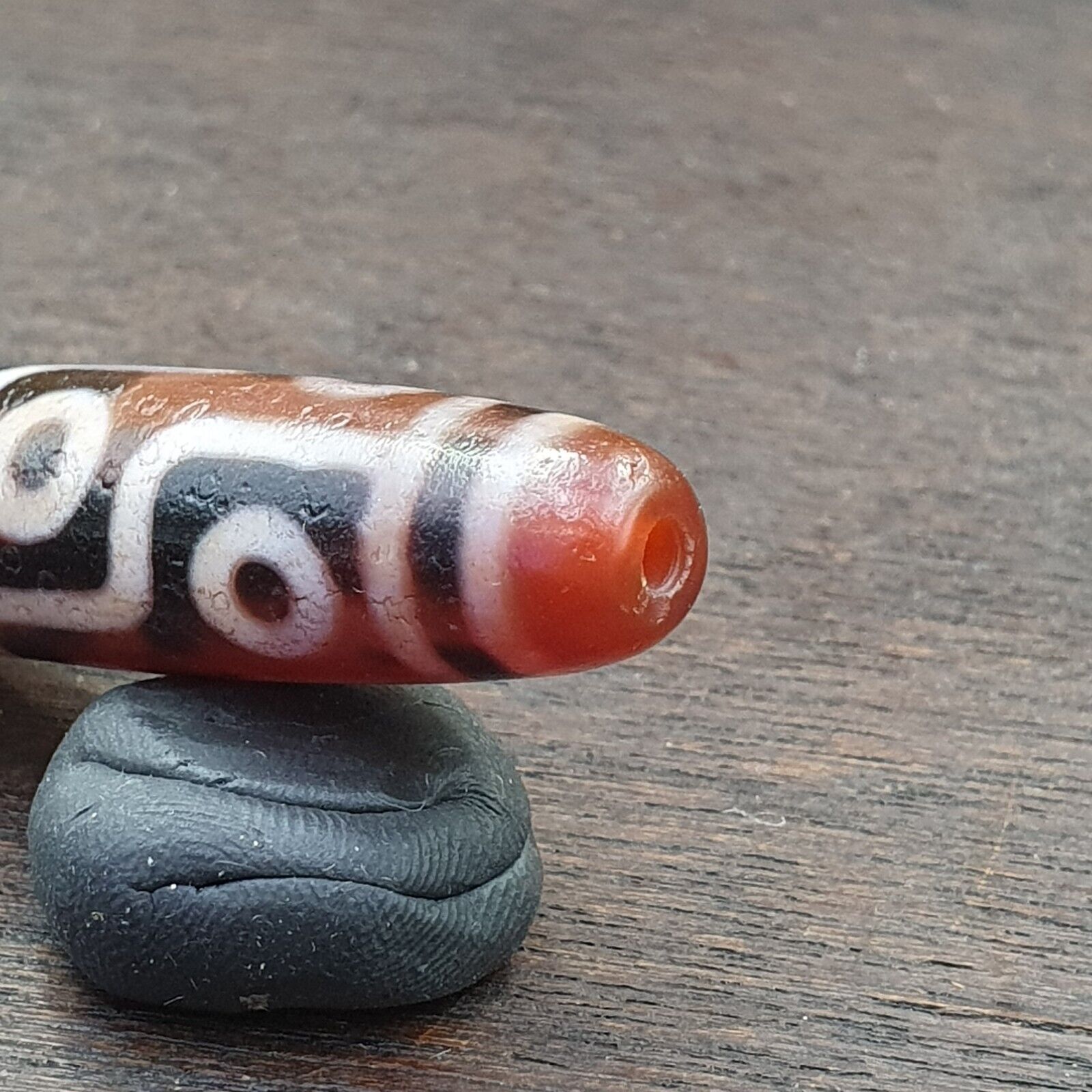 Power Bead INDO TIBETAN Himalayan 9 Totem Eyes Red Agate bead Amulet Dzi