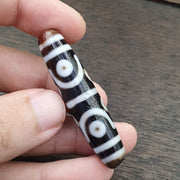 East Oasis Rare Pattern Indo Tibetan 8 Totem Eyes Red Agate Dzi Bead Amulet