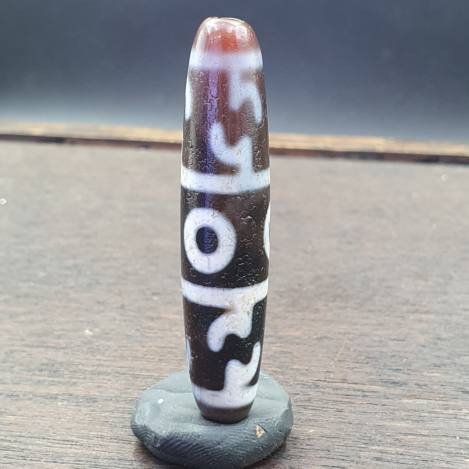 RarE pattern INDO TIBETAN Himalayan 4 Totem Eyes Red Agate bead Amulet Dzi