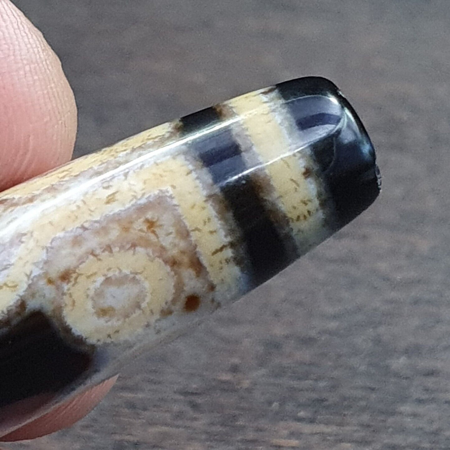 西藏瑪瑙眼石天珠護身符