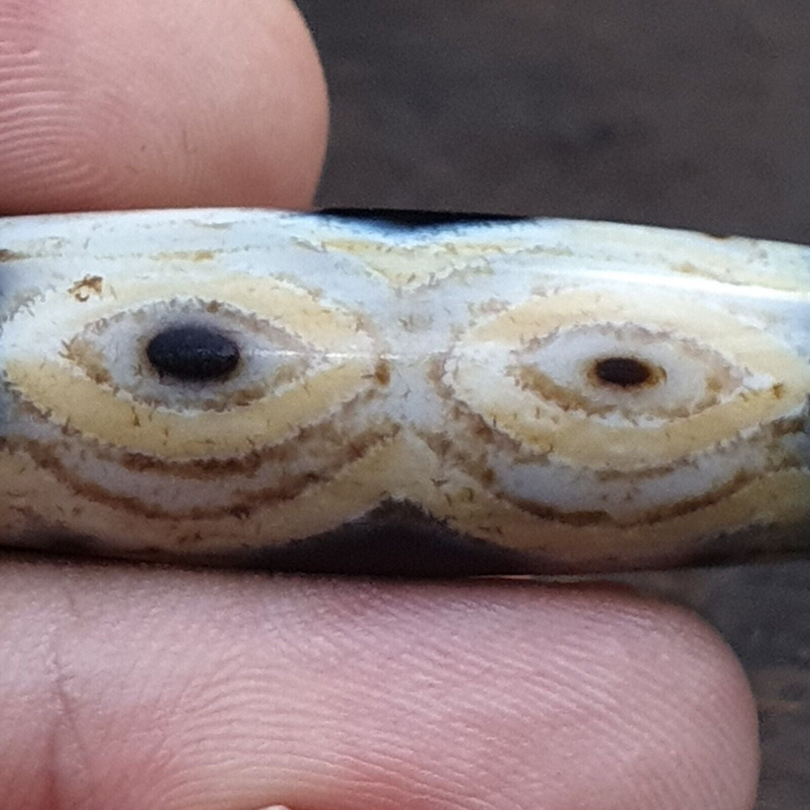 Tibetan Agate Eyes stone Dzi Bead Amulet