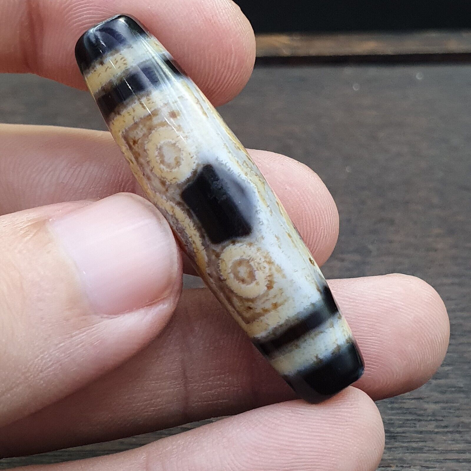 Tibetan Agate Eyes stone Dzi Bead Amulet