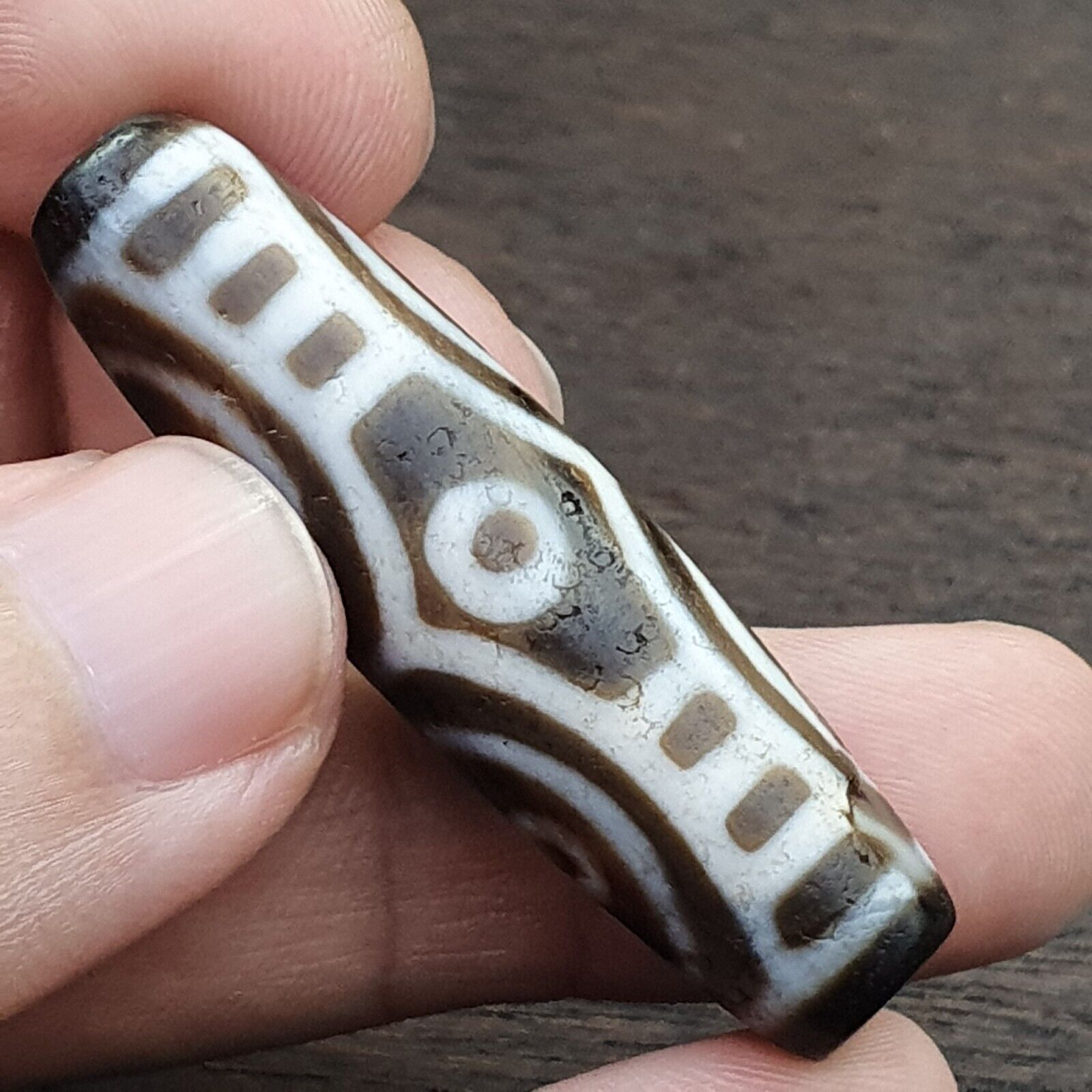 Old Indo Tibetan Agate 6 Eyes in eyes & lines Agate stone Dzi Bead Amulet