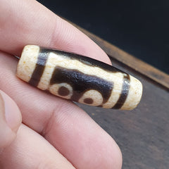 Agate Old Indo Tibetan Agate 5 Eye Agate stone Dzi Decorated Bead Amulet