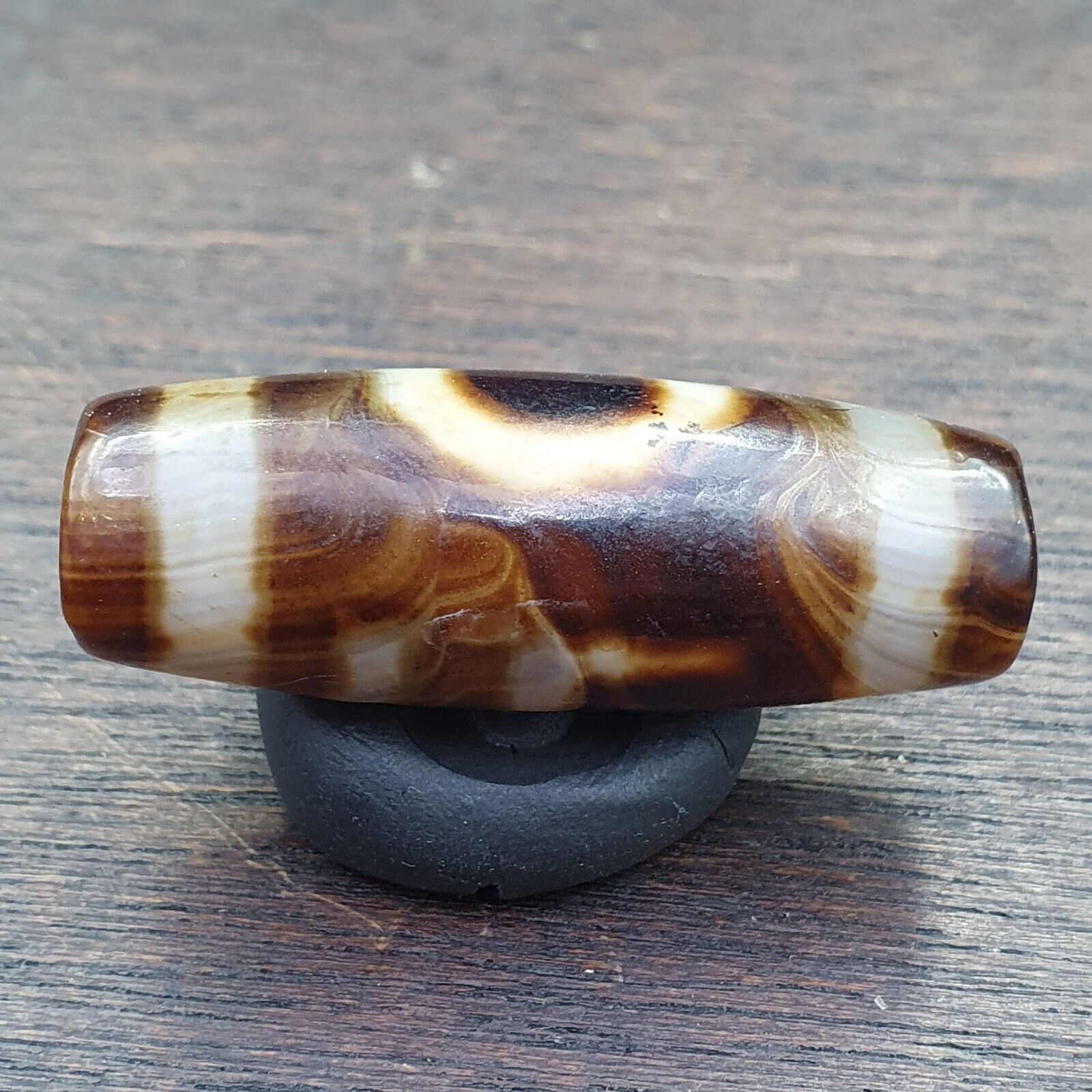 Vintage Old Tibetan 2 Eyes Agate stone Dzi Bead Amulet S-2