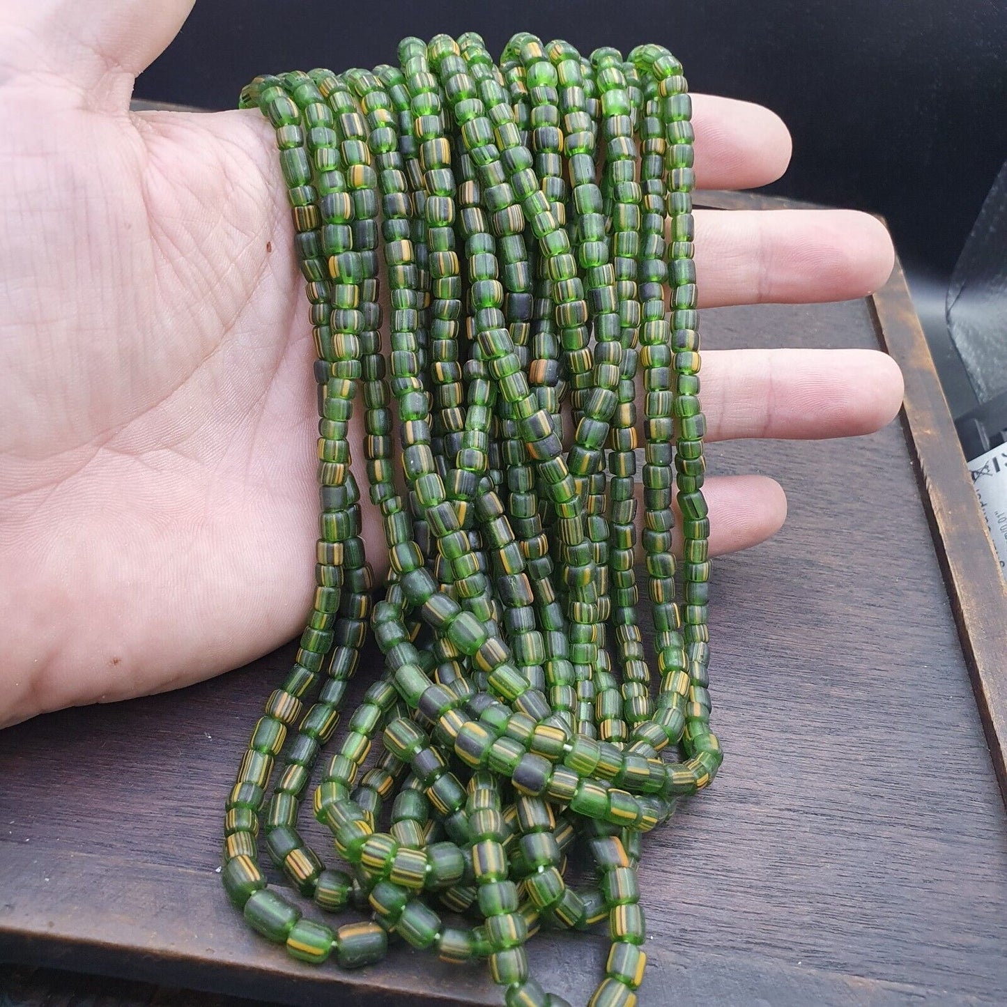 批量 2 串老非洲黃色條紋綠色玻璃珠復古串