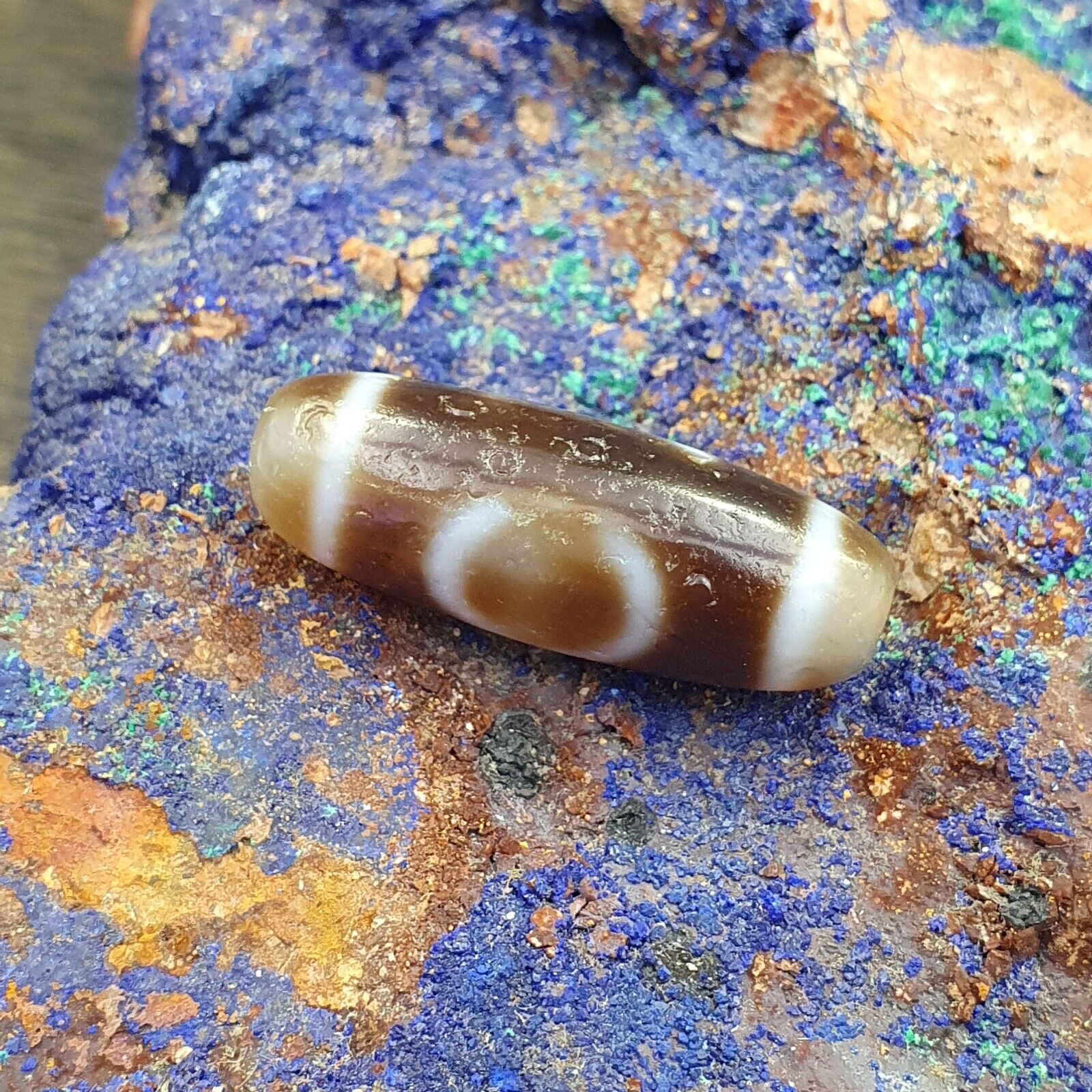 Antique Old Tibetan 1Circle Eyes 1 Aquare Eye Agate stone Dzi Bead Amulet HQ-6