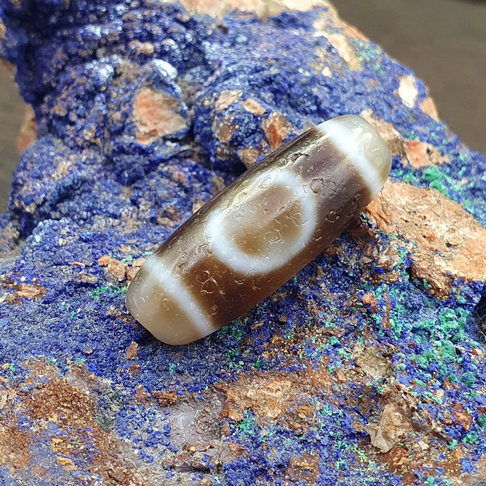 Antique Old Tibetan 1Circle Eyes 1 Aquare Eye Agate stone Dzi Bead Amulet HQ-6