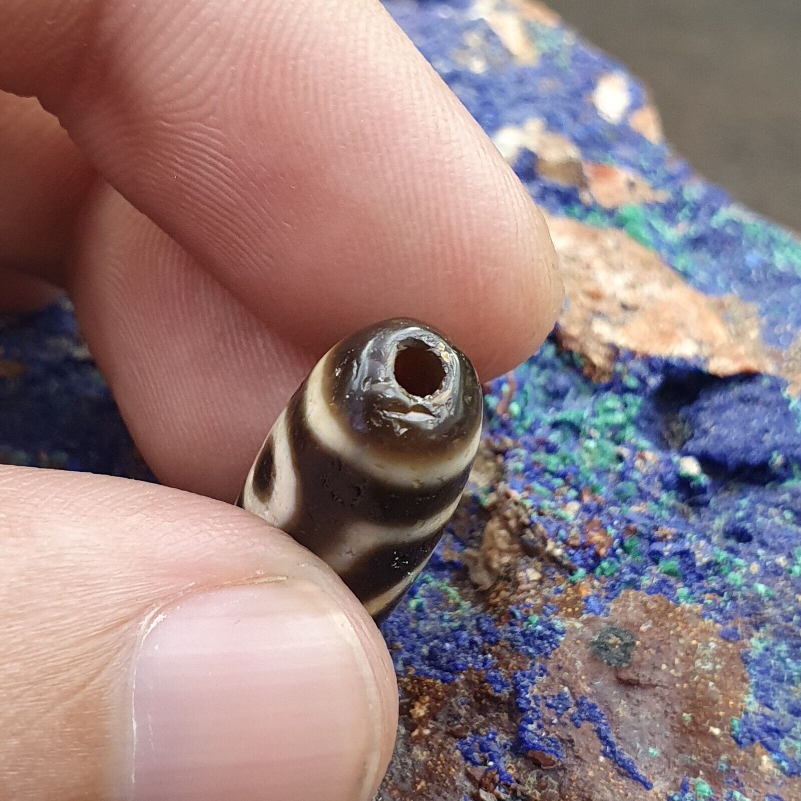 Antique Old Tibetan 2 Diamond Eyes Agate stone Dzi Bead Amulet HQ-2