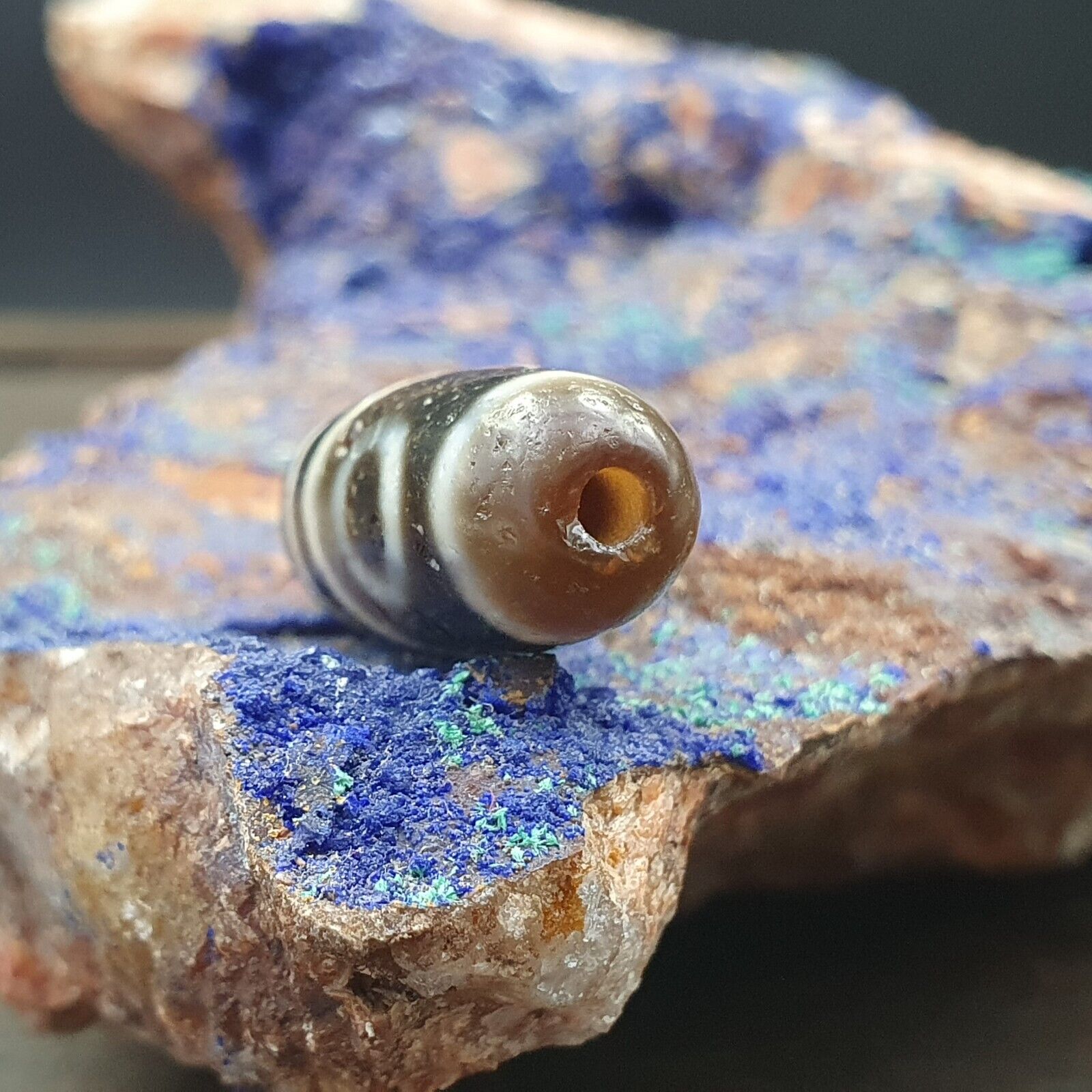 Antique Old Tibetan 2 Diamond Eyes Agate stone Dzi Bead Amulet HQ-2