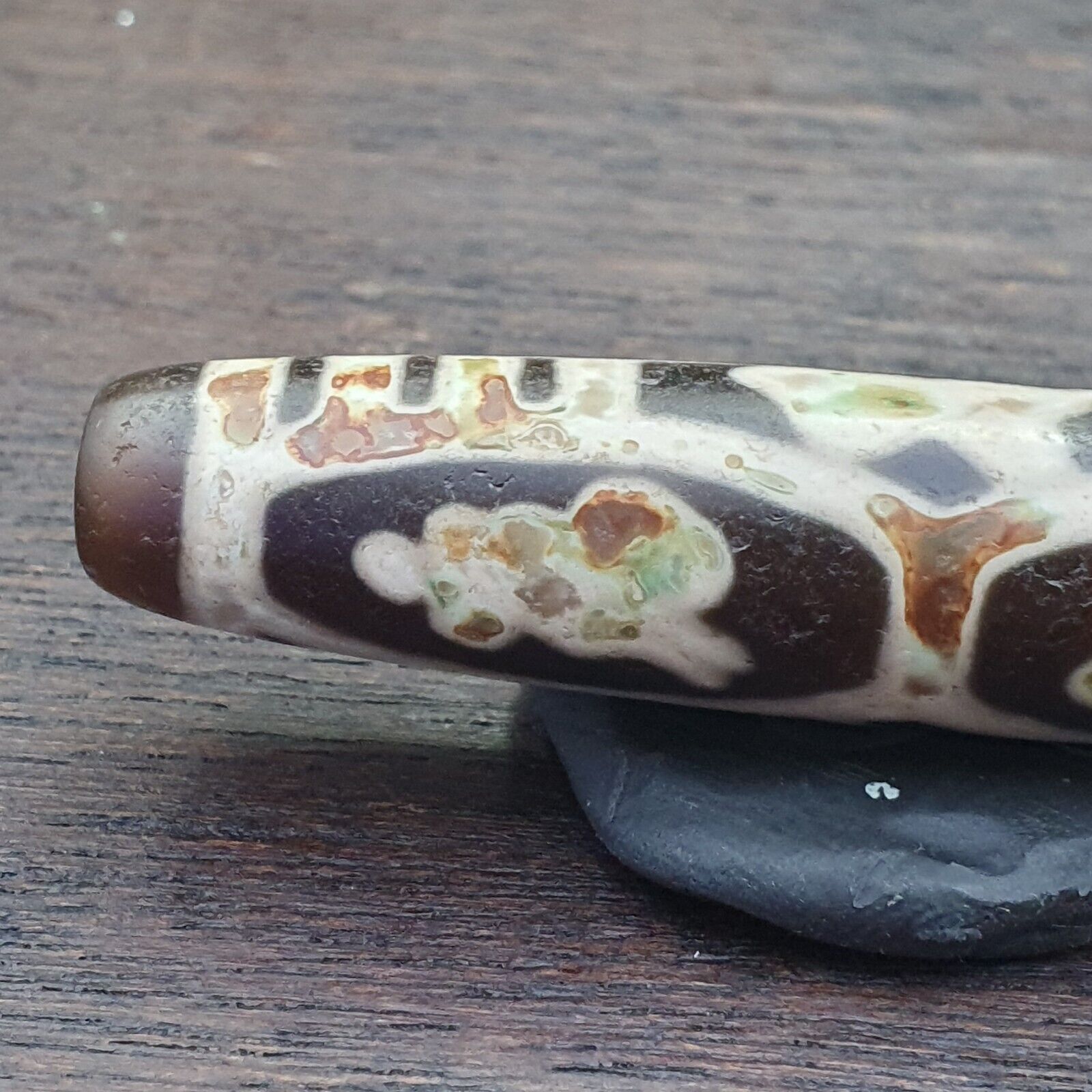 Very Unique Vintage Old Tibetan Agate Eyes Agate stone Dzi Bead Amulet