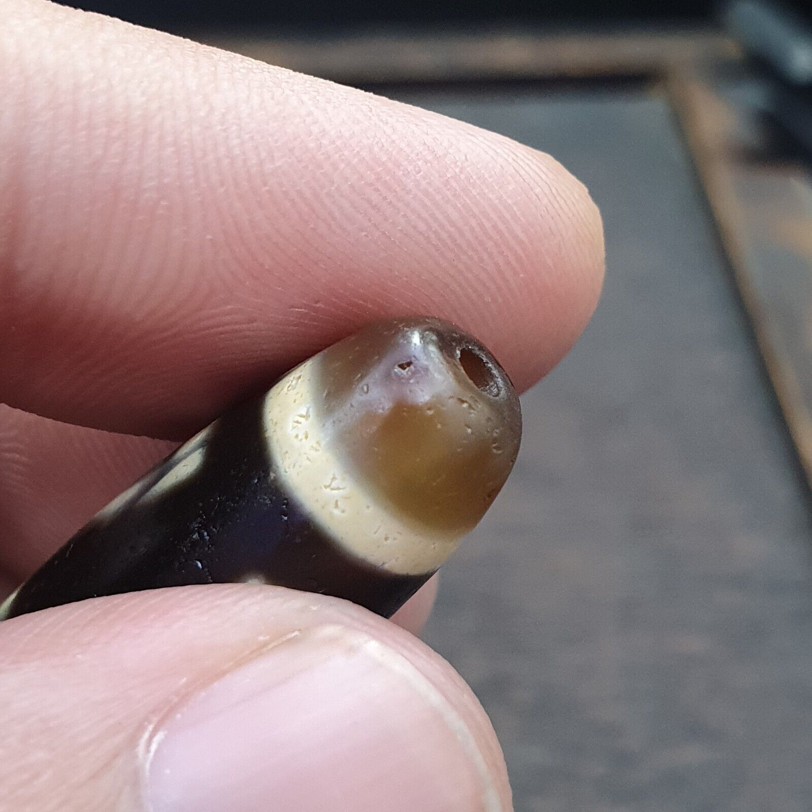 Very Unique Vintage Old Tibetan Lotus, treasure-vase Agate stone Dzi Bead Amulet